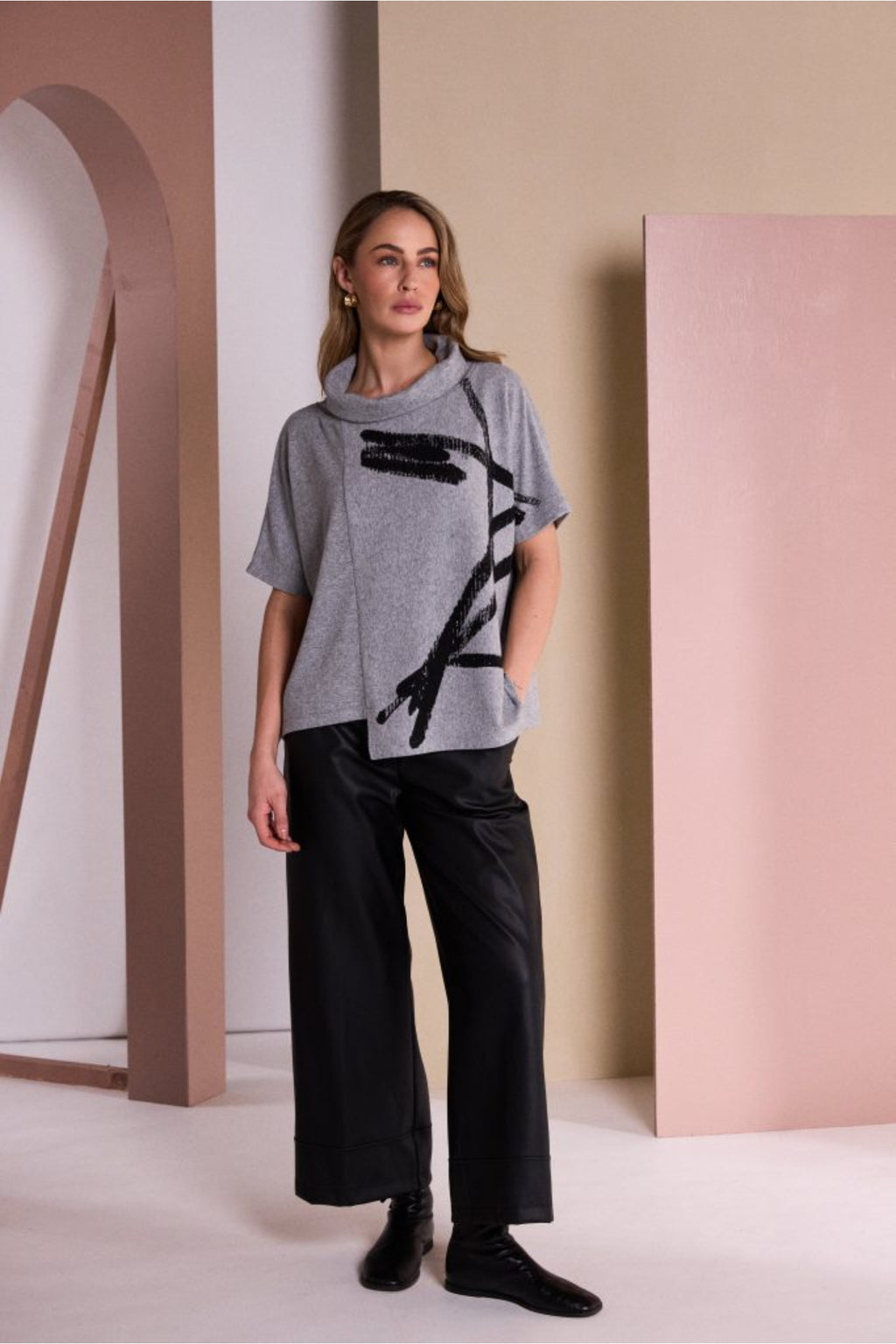 Naya NAW26204 Brush Stroke Print Square Shaped High Neck Top Silver/Black