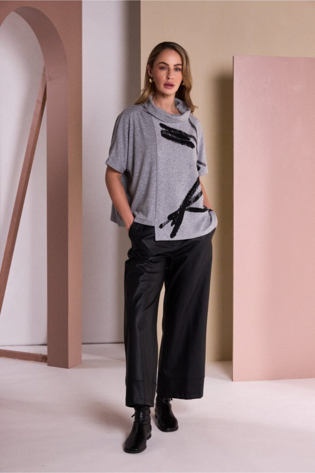 Naya NAW26204 Brush Stroke Print Square Shaped High Neck Top Silver/Black