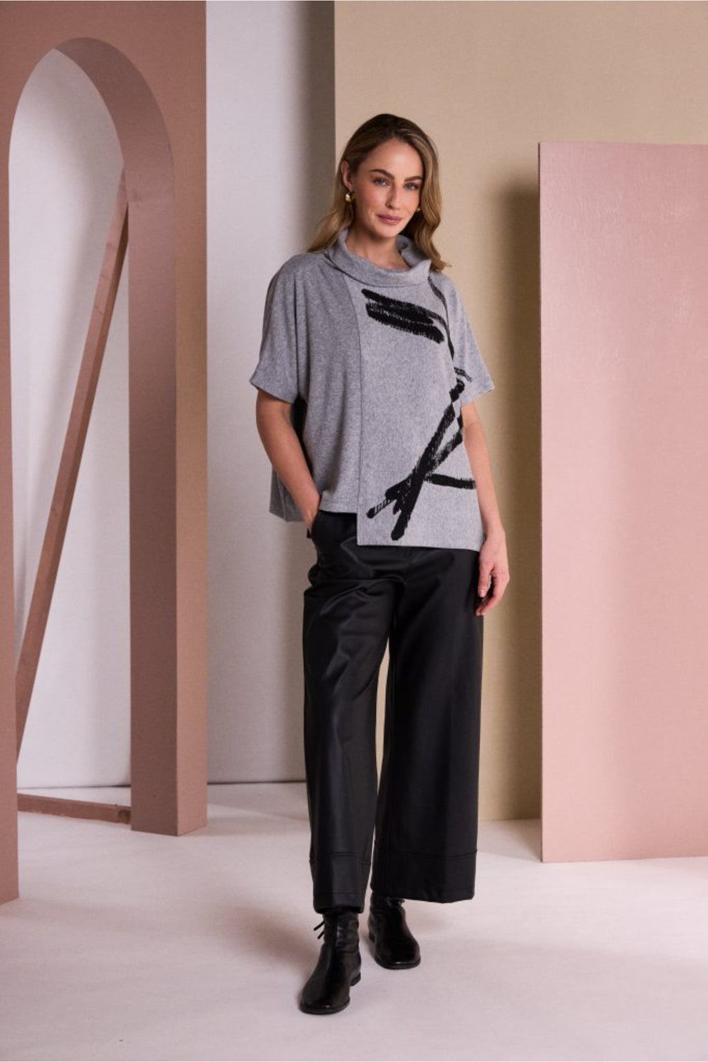 Naya NAW26204 Brush Stroke Print Square Shaped High Neck Top Silver/Black