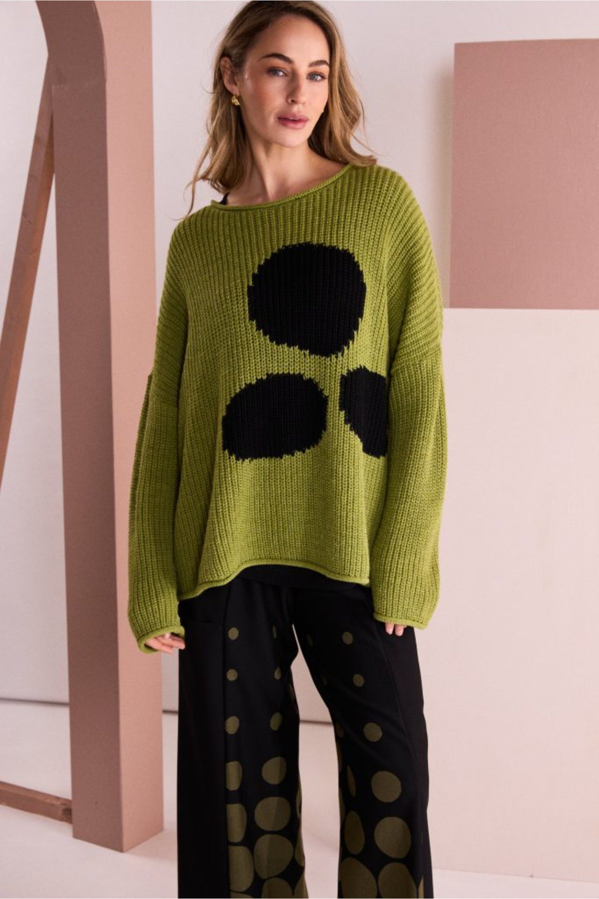 Naya NAW26261 Round Neck Knit with Spot Avocado & Black