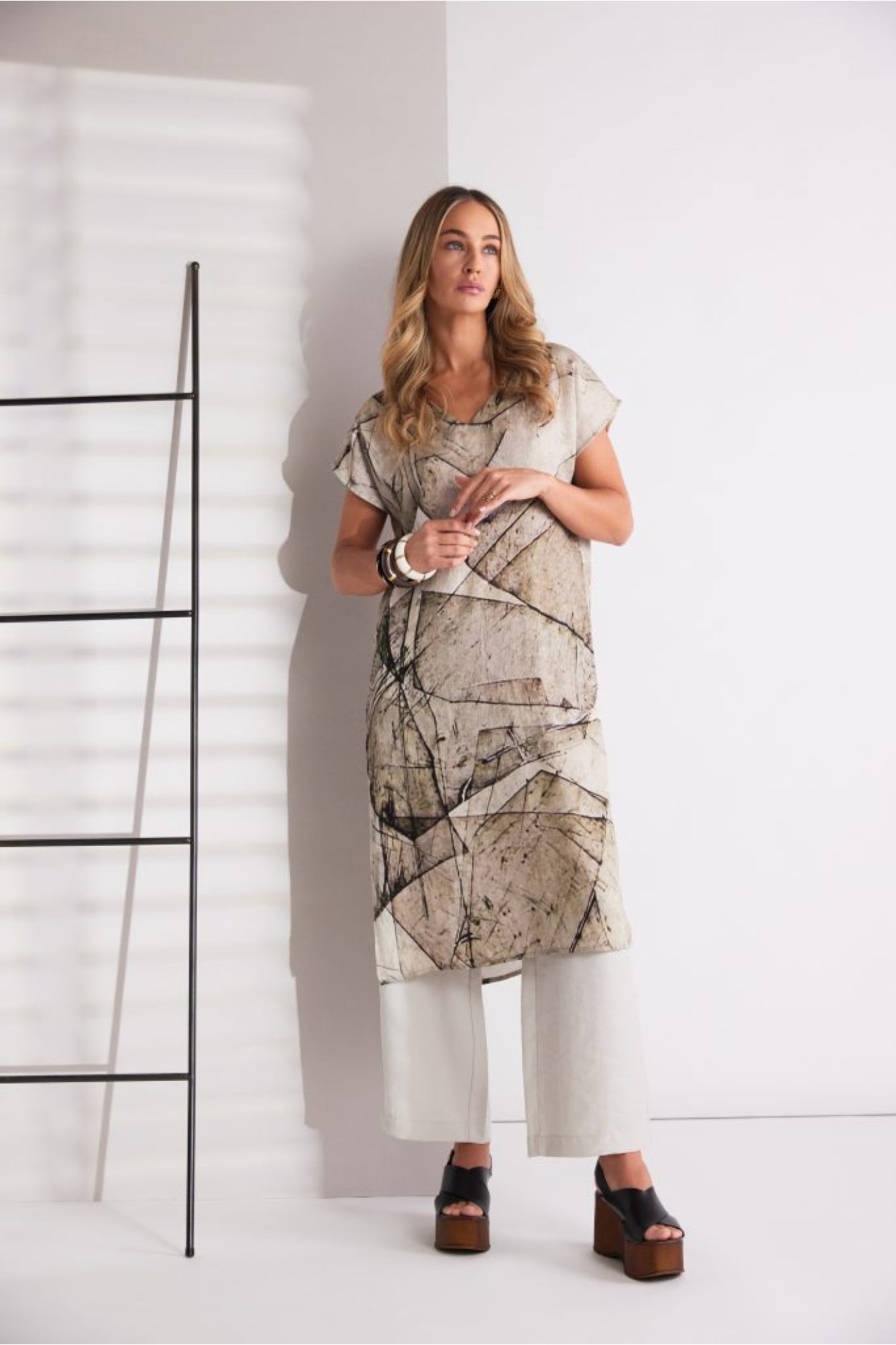 Naya NPA26307 Grapic Print Round Neck Tunic Ash