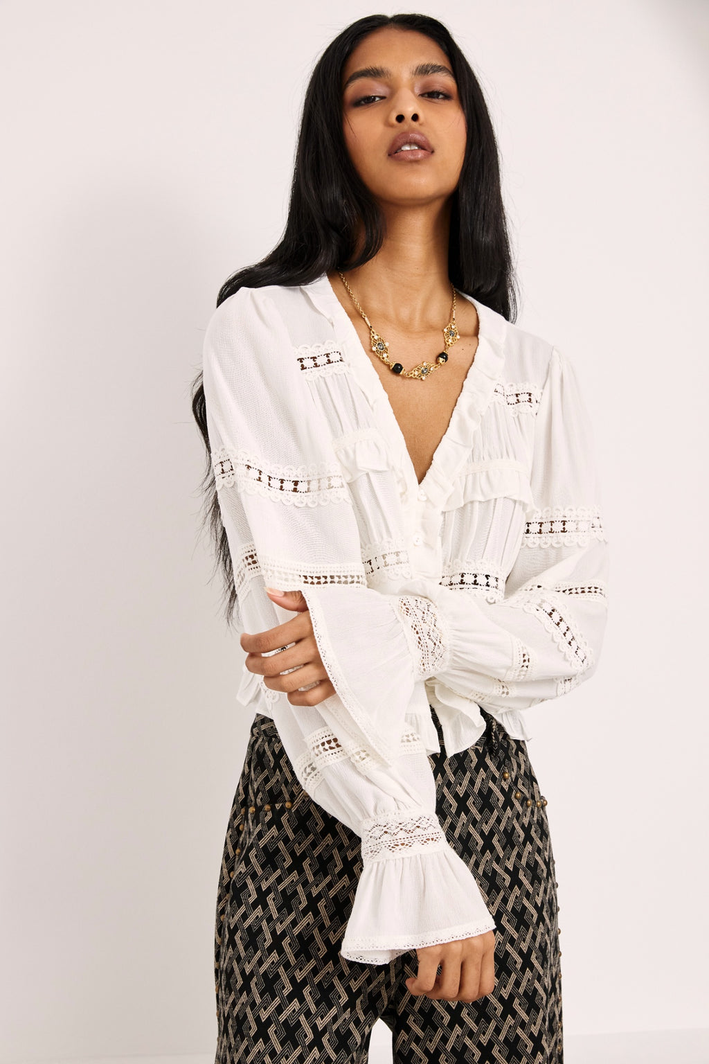 NKN Nekane LX.DARIA Blouse With Guipure And Lace Detailing