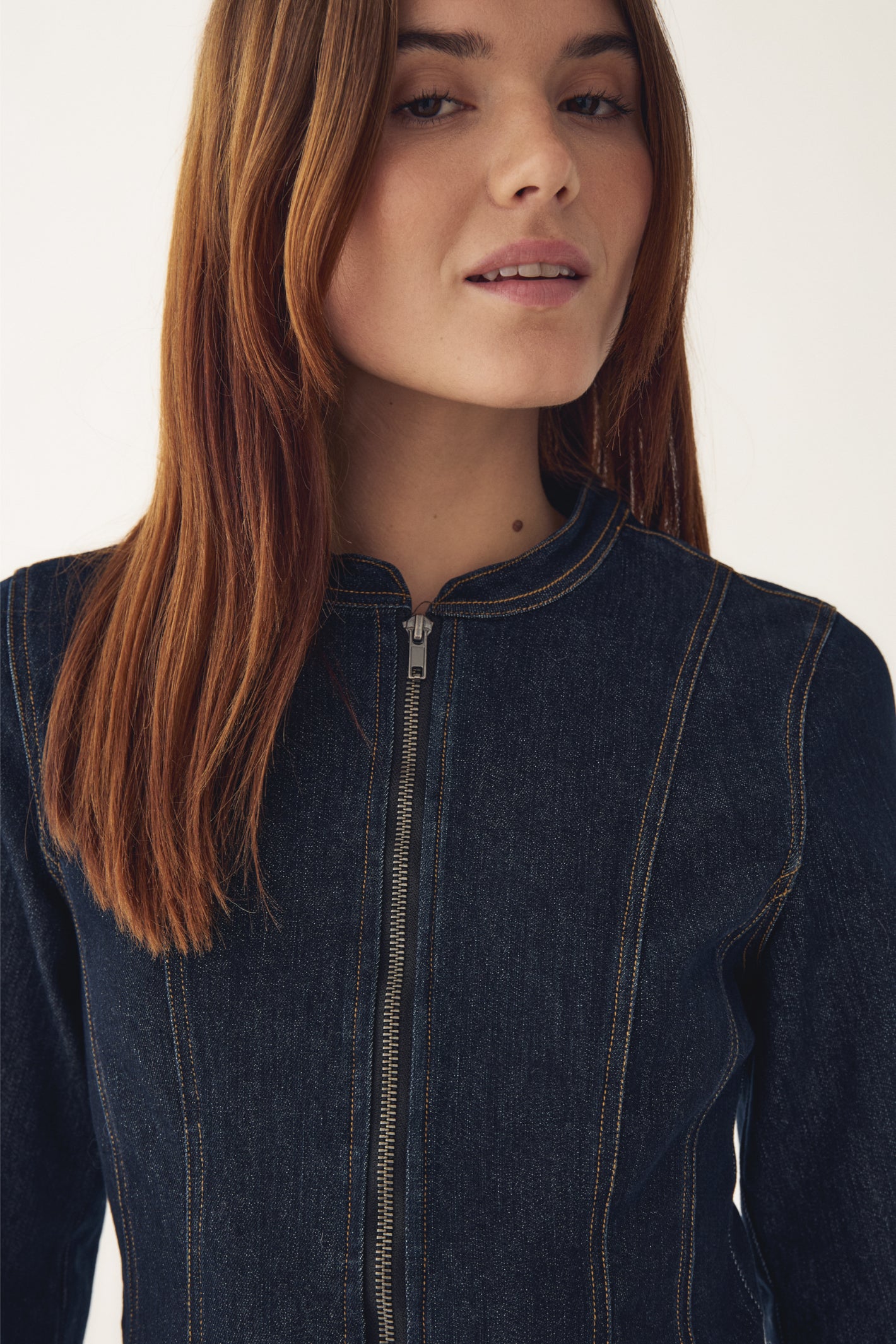 Close-up of model in Noella 15080001 N-Mazie Jacket Blue Unwashed by noella Shop noella at Dotique