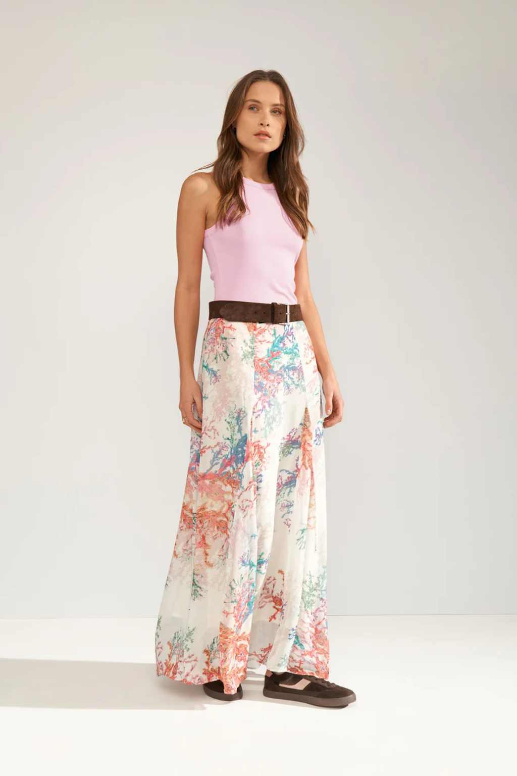 Model wearing Numph 706661 Numakeny Tank Top Prism Pink by Numph paired with a floral maxi skirt, shop Numph at Dotique.