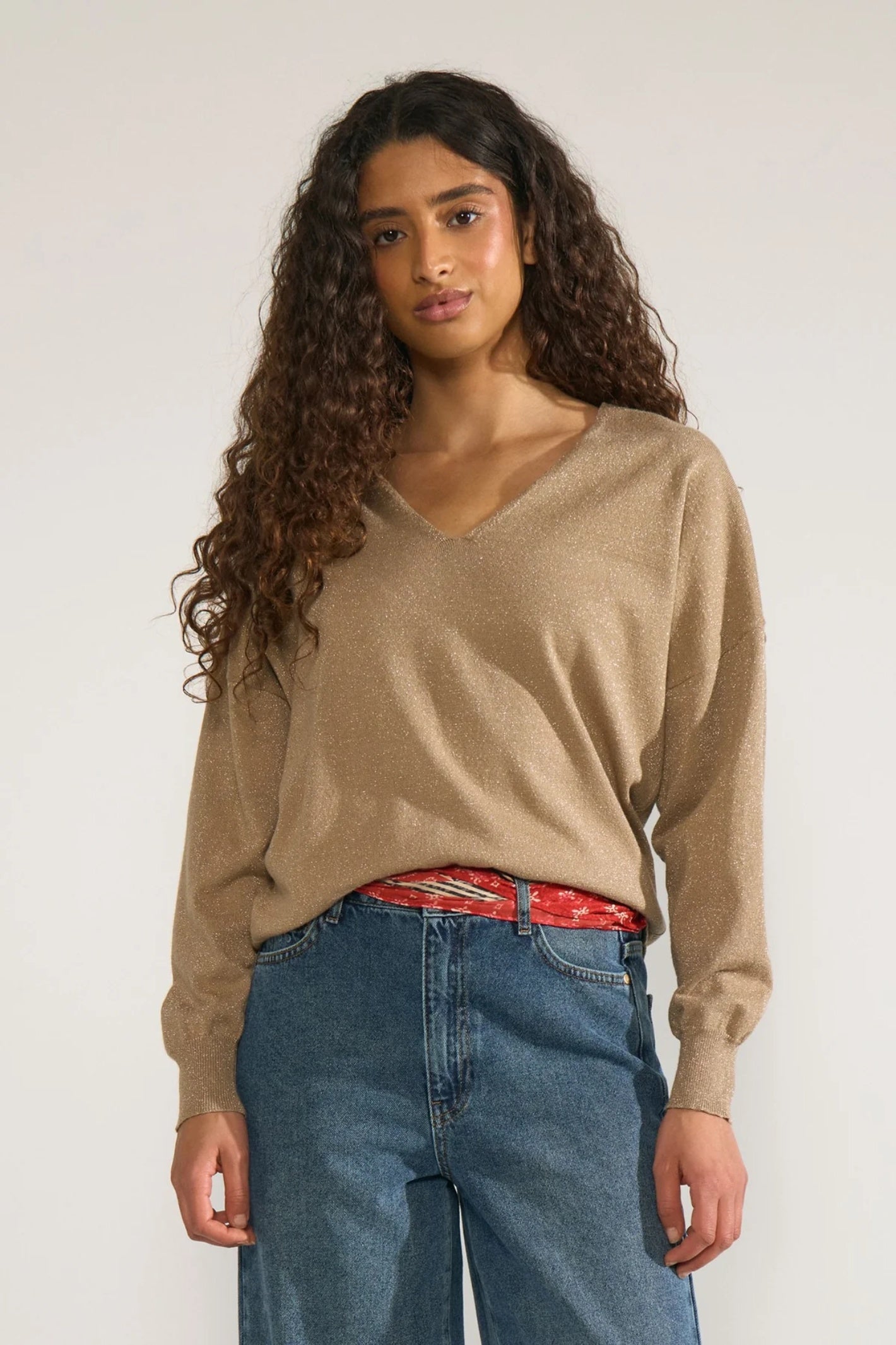 Numph 707060 NUDAYLETTA Lurex V-Neck Pullover – Silver Mink