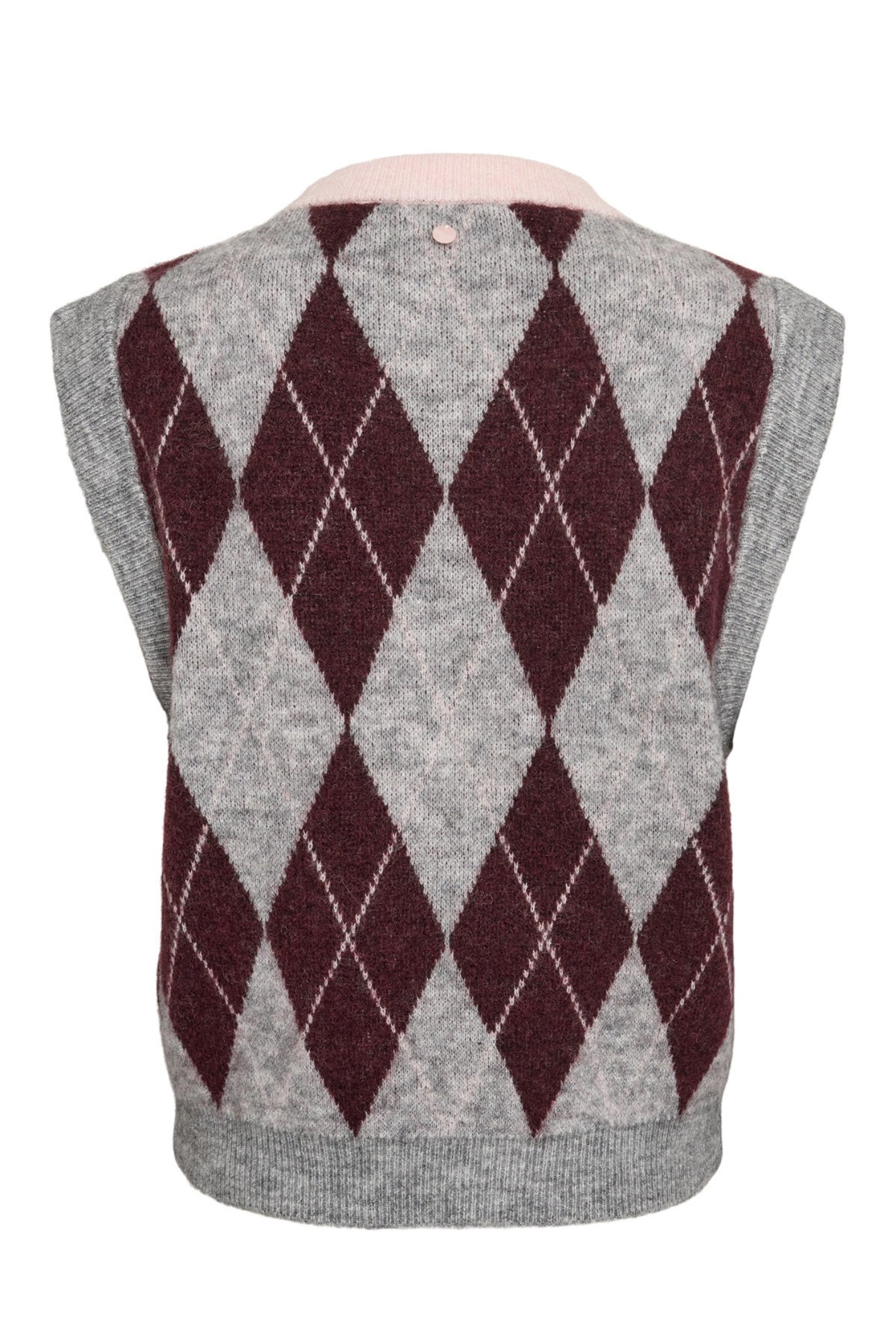 Shop the Nümph NUTIKLA Vest in Medium Grey Melange at Dotique. A wool blend argyle knitted vest in grey and burgundy with a contrasting pink neckline.