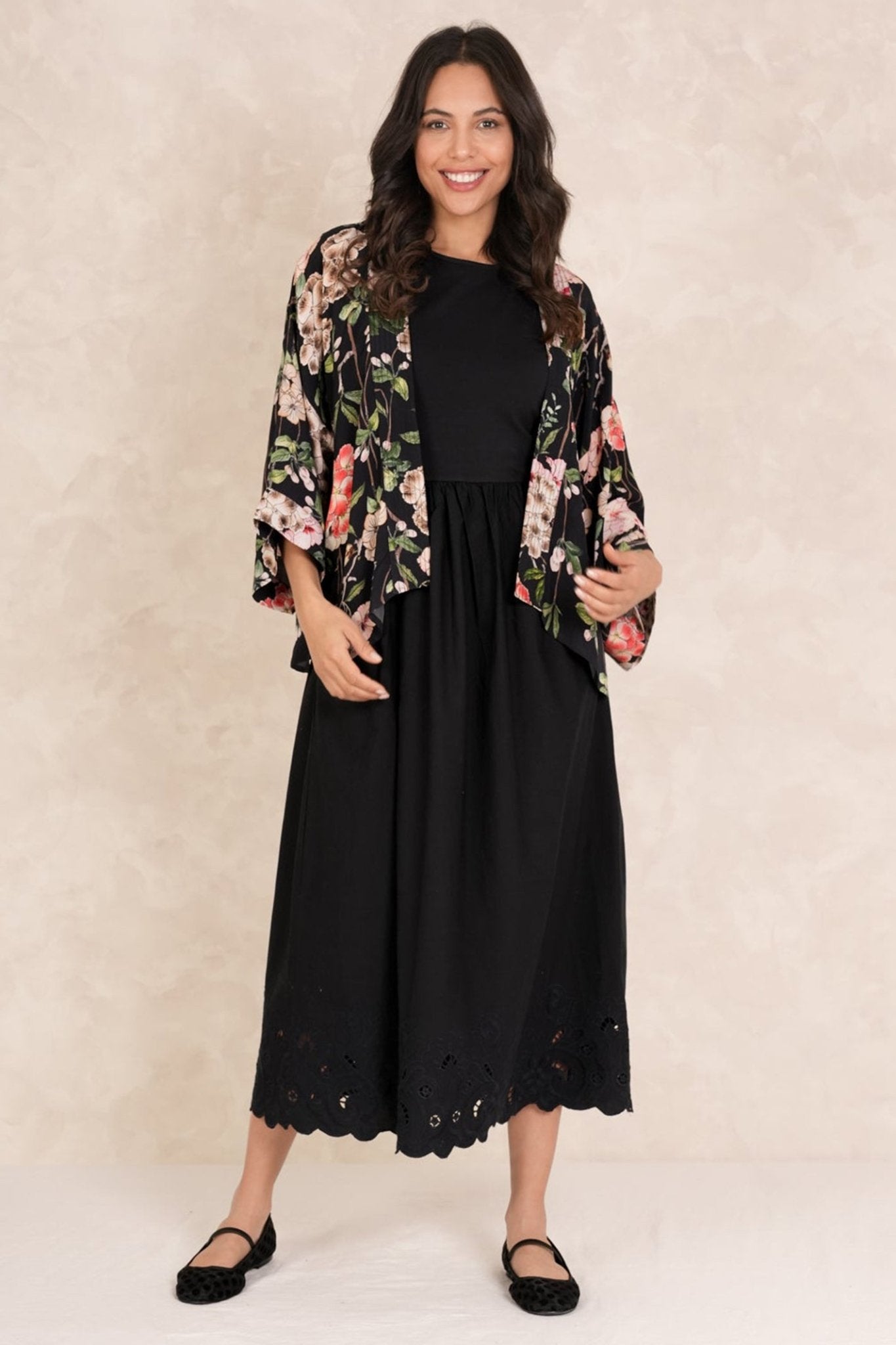 One Hundred Stars CKMTRABLK Trailing Blossom Black Crepe Kimono - Dotique