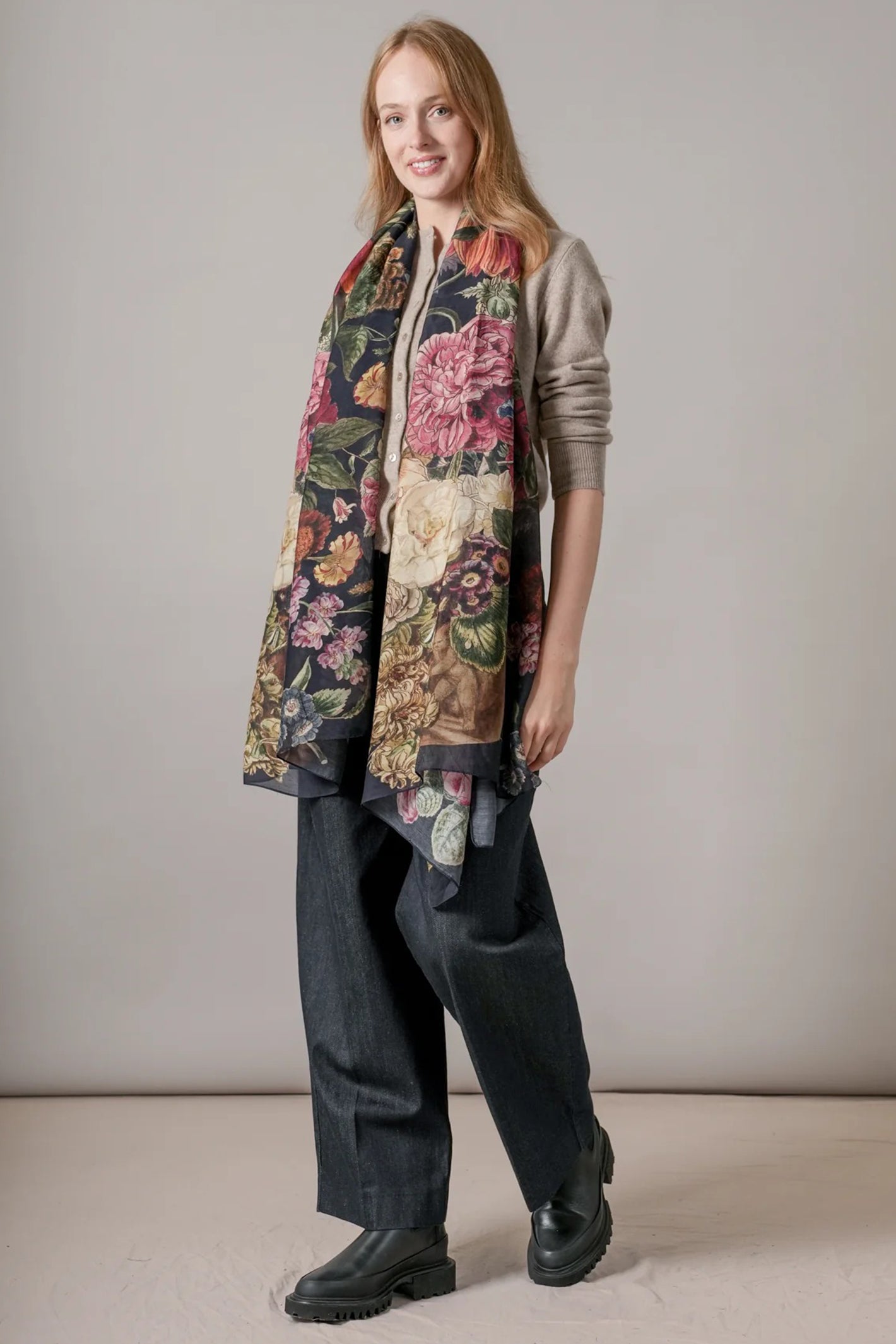 One Hundred Stars SCAPRIBLK Primula Black Scarf