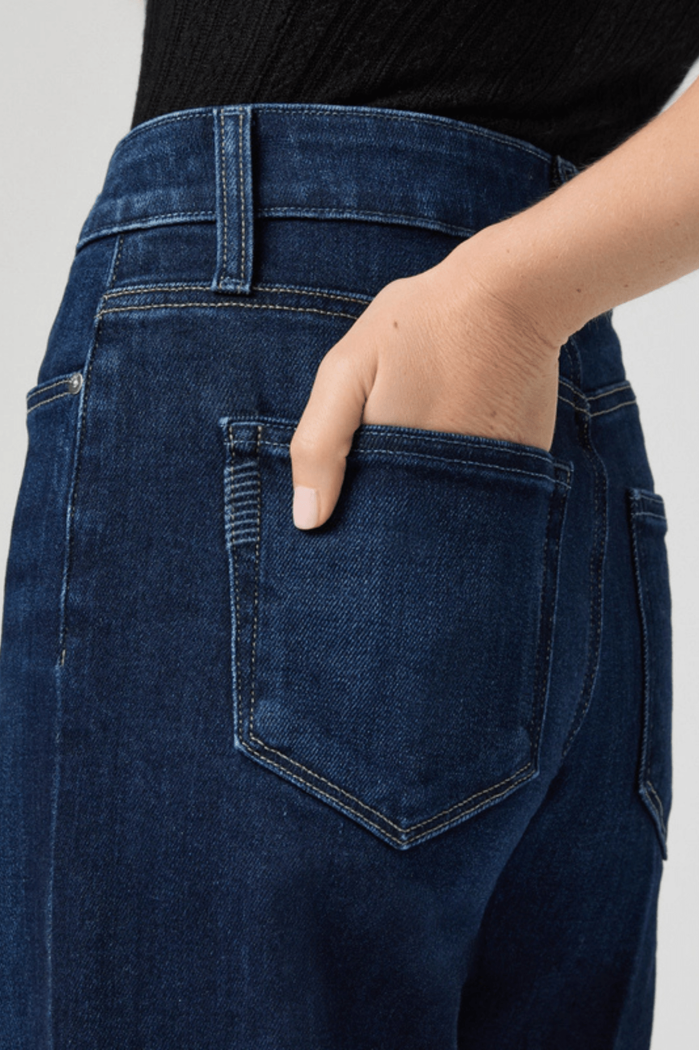 Paige Anessa 31 inch wide-leg jeans in Duke of York. High-rise fit with soft stretch denim.