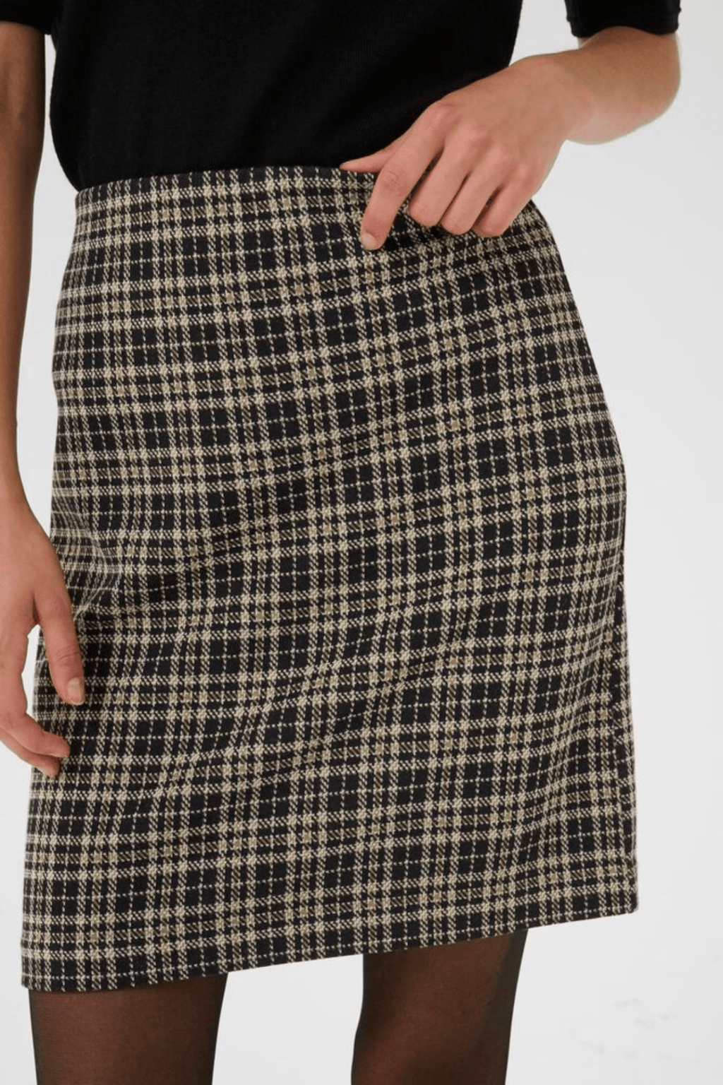 Part Two CorinnePW dark navy check skirt at Dotique – mid-length A-line skirt with front pleats.