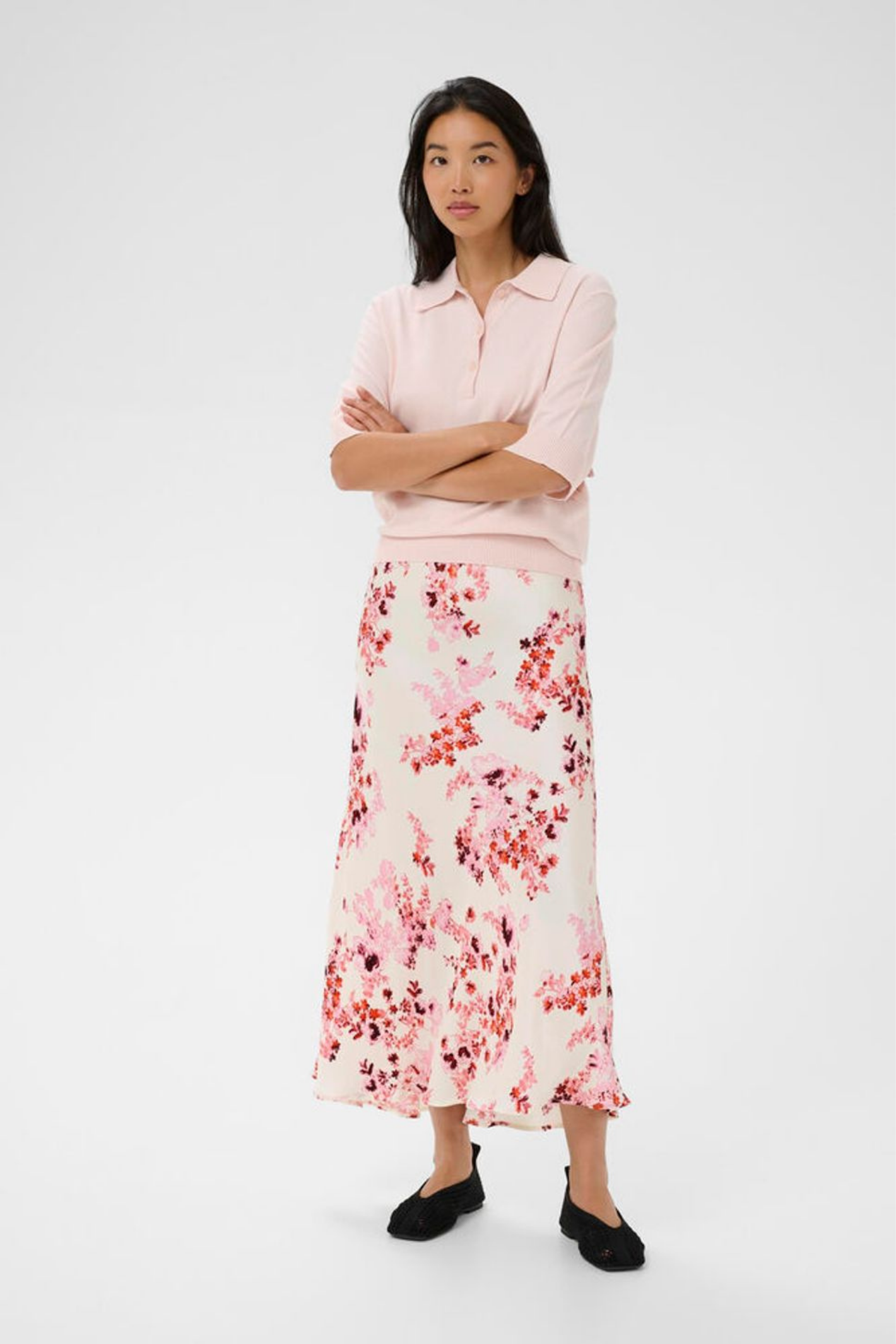 Elegant floral midi skirt by Part Two in pink shadow print. Soft, floaty and easy to style for everyday or occasion wear.