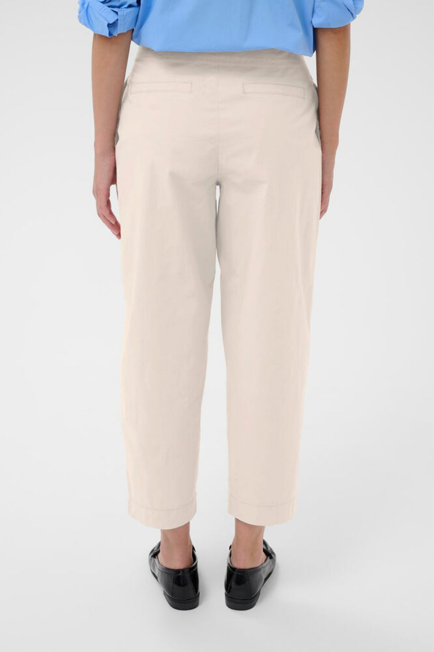 Relaxed cotton trousers by Part Two in wind chime with cropped length and loose fit. Easy everyday style. Shop at Dotique.