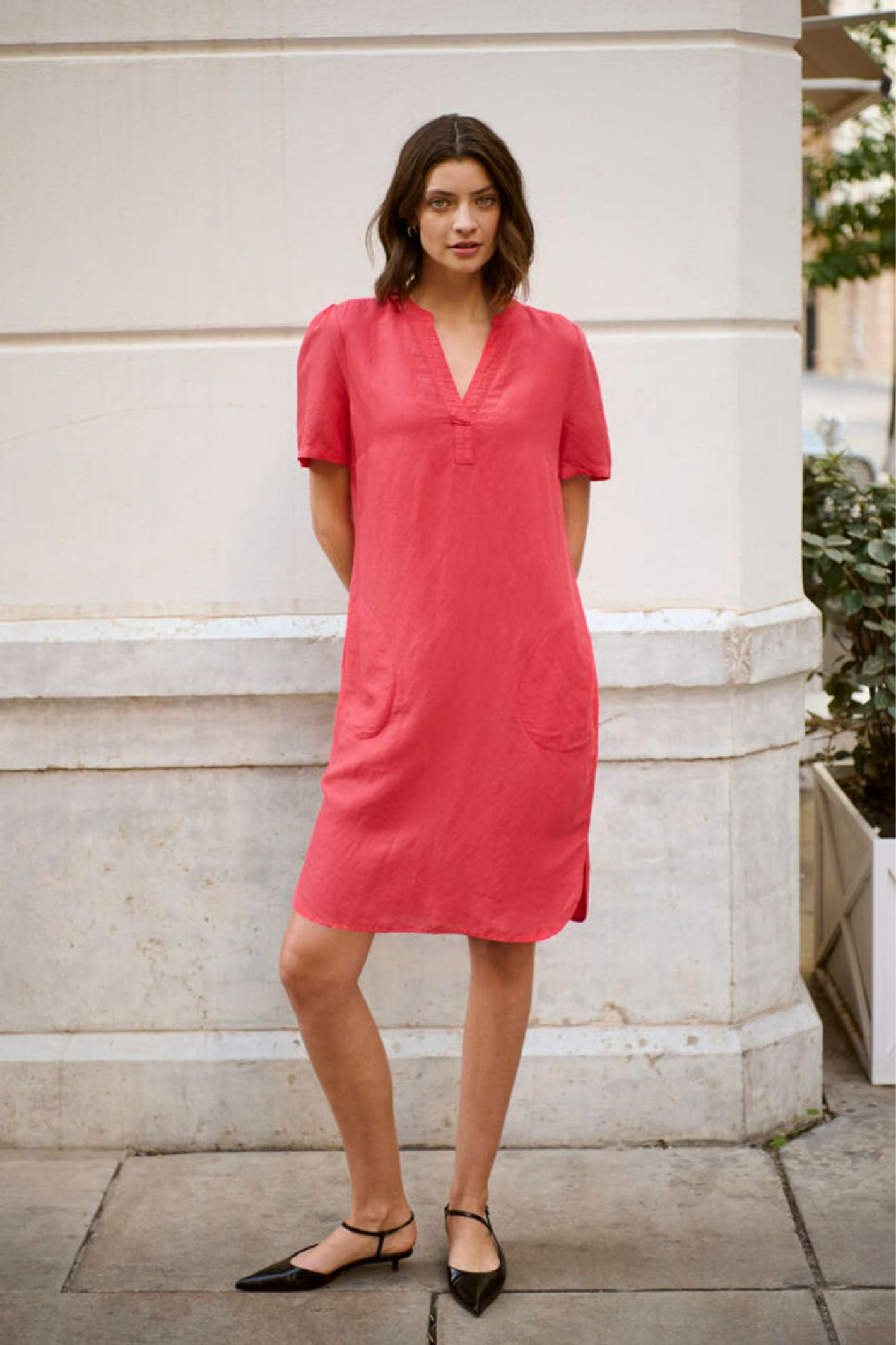 Relaxed linen blend dress by Part Two in bittersweet red with V-neck and short sleeves. Easy summer staple. Shop at Dotique.