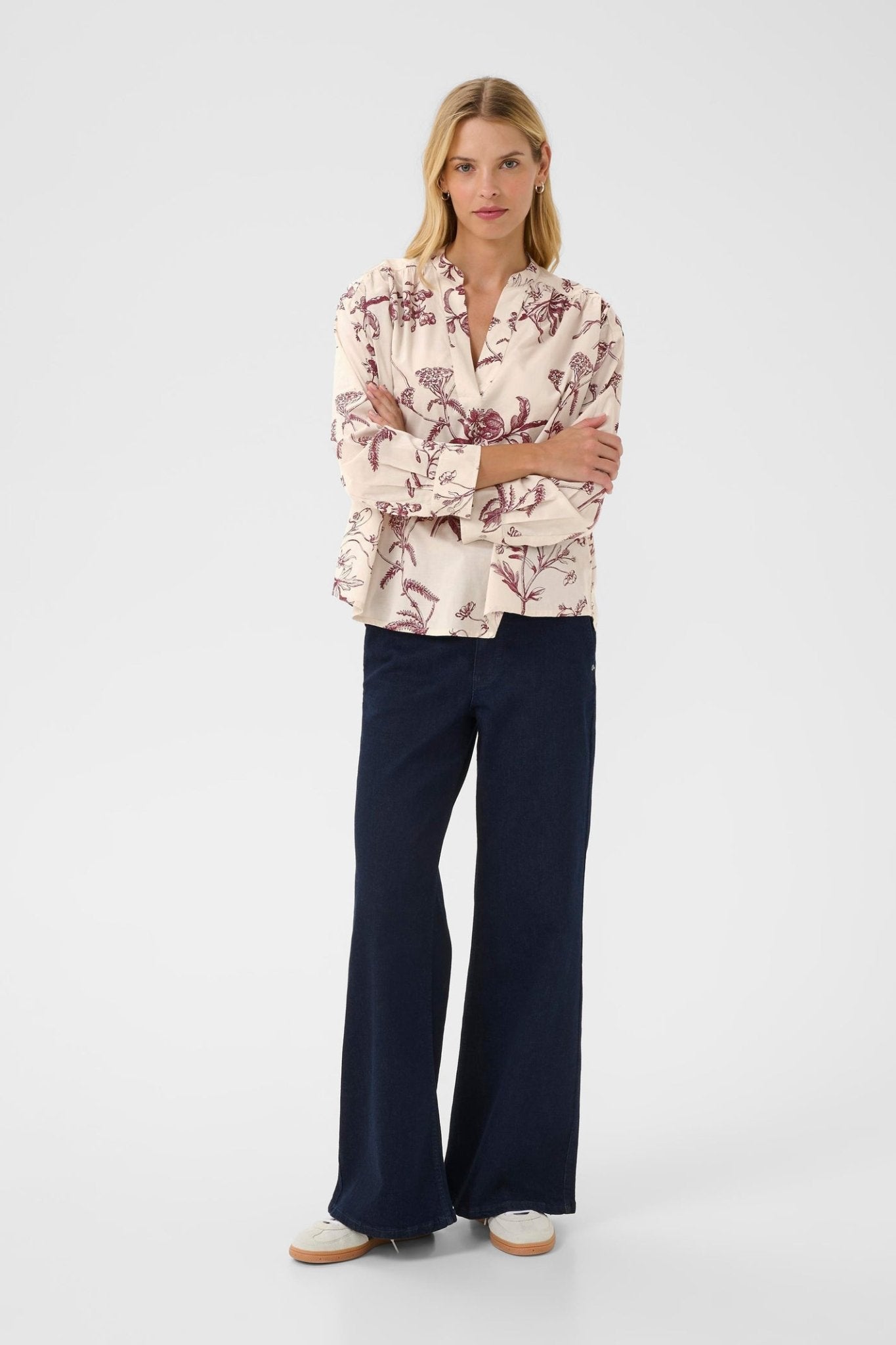 Part Two NatalePW Blouse in Tawny Port Botanical Print – organic cotton v-neck blouse with long sleeves available at Dotique
