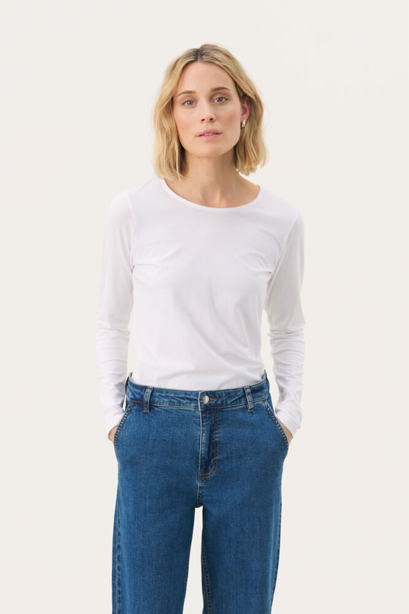 Bright white long sleeve T-shirt by Part Two. Made with TENCEL™ Modal and organic cotton for a soft, flattering everyday fit. Shop Dotique.