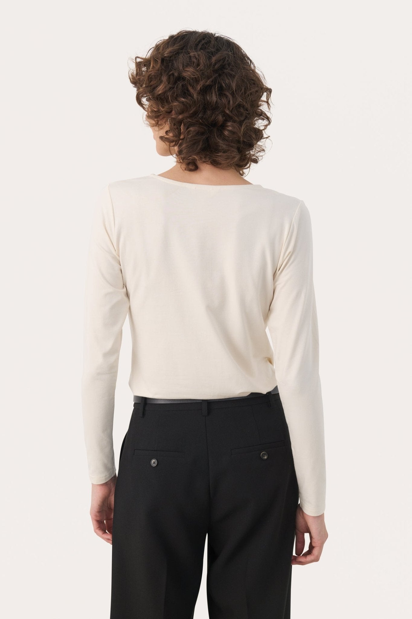Part Two NemajasPW long sleeve t-shirt in whitecap gray with round neck, available at Dotique
