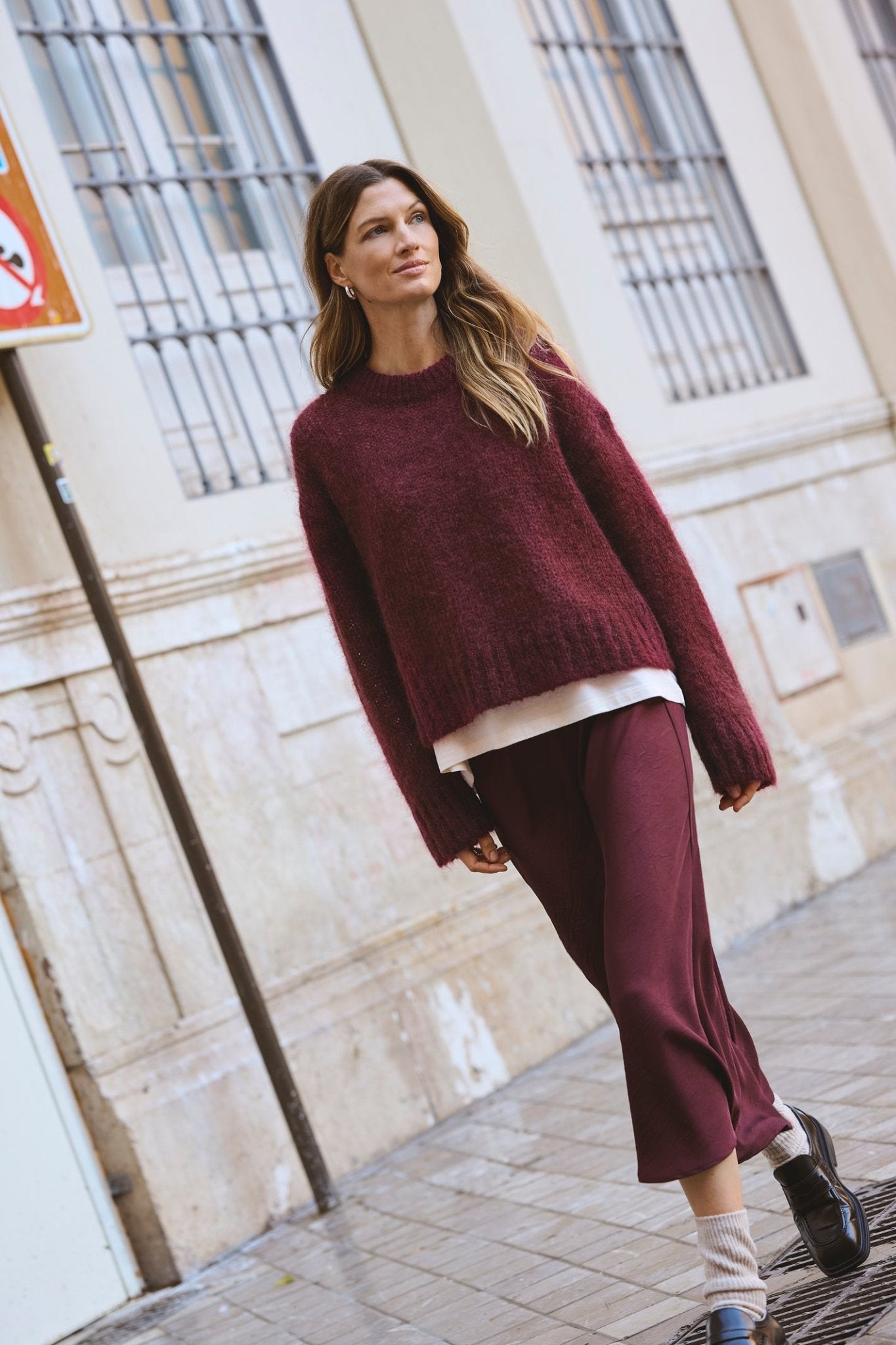 Part Two LaurinaPW SK Skirt in Tawny Port – midi A-line skirt in rich burgundy with comfortable waistband available at Dotique
