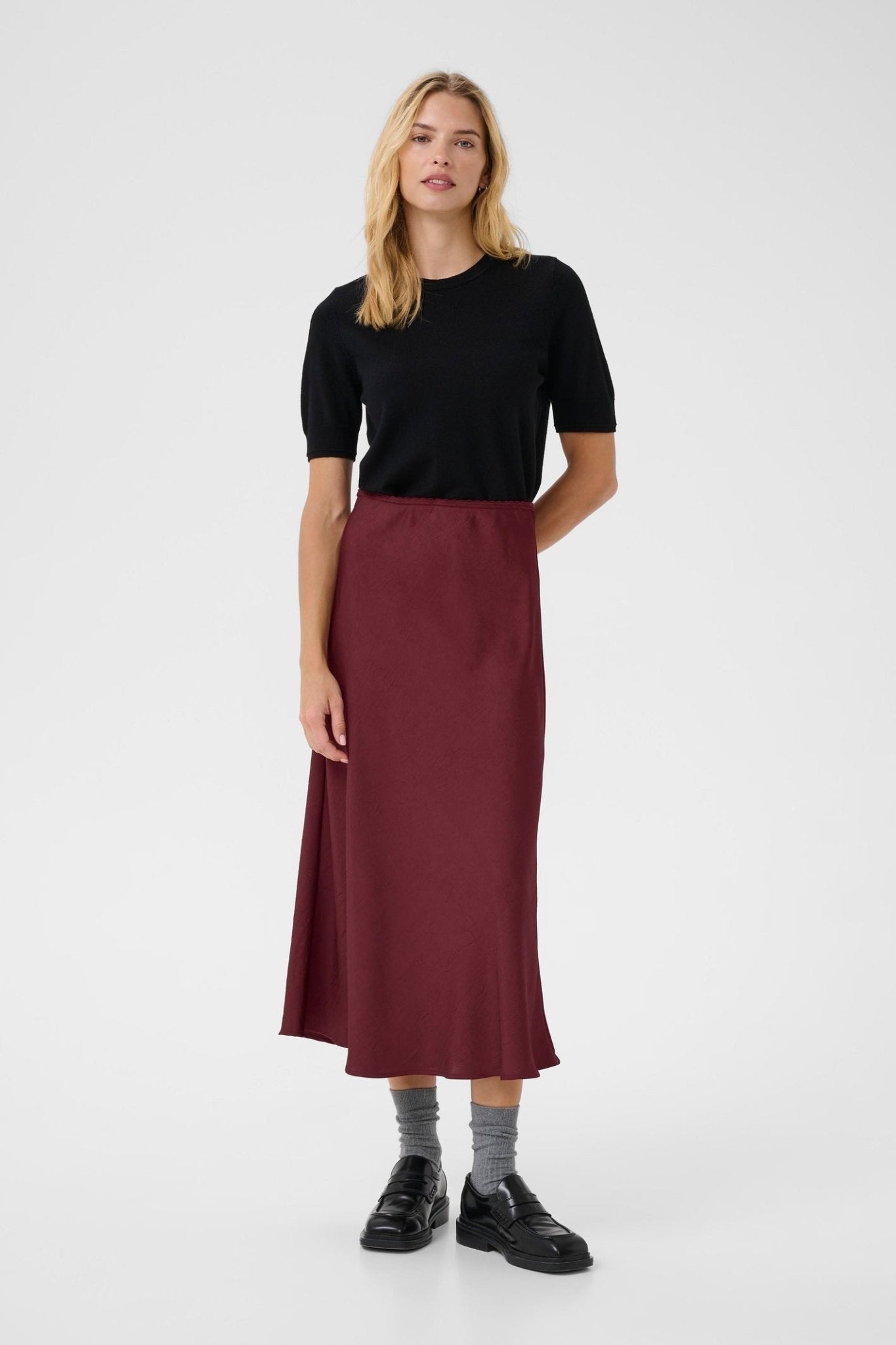 Part Two LaurinaPW SK Skirt in Tawny Port – midi A-line skirt in rich burgundy with comfortable waistband available at Dotique
