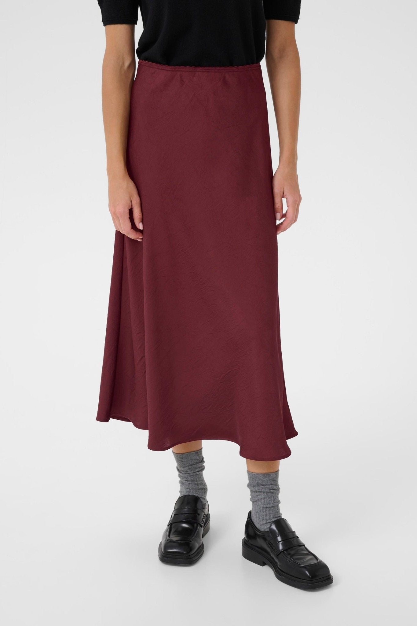 Part Two LaurinaPW SK Skirt in Tawny Port – midi A-line skirt in rich burgundy with comfortable waistband available at Dotique
