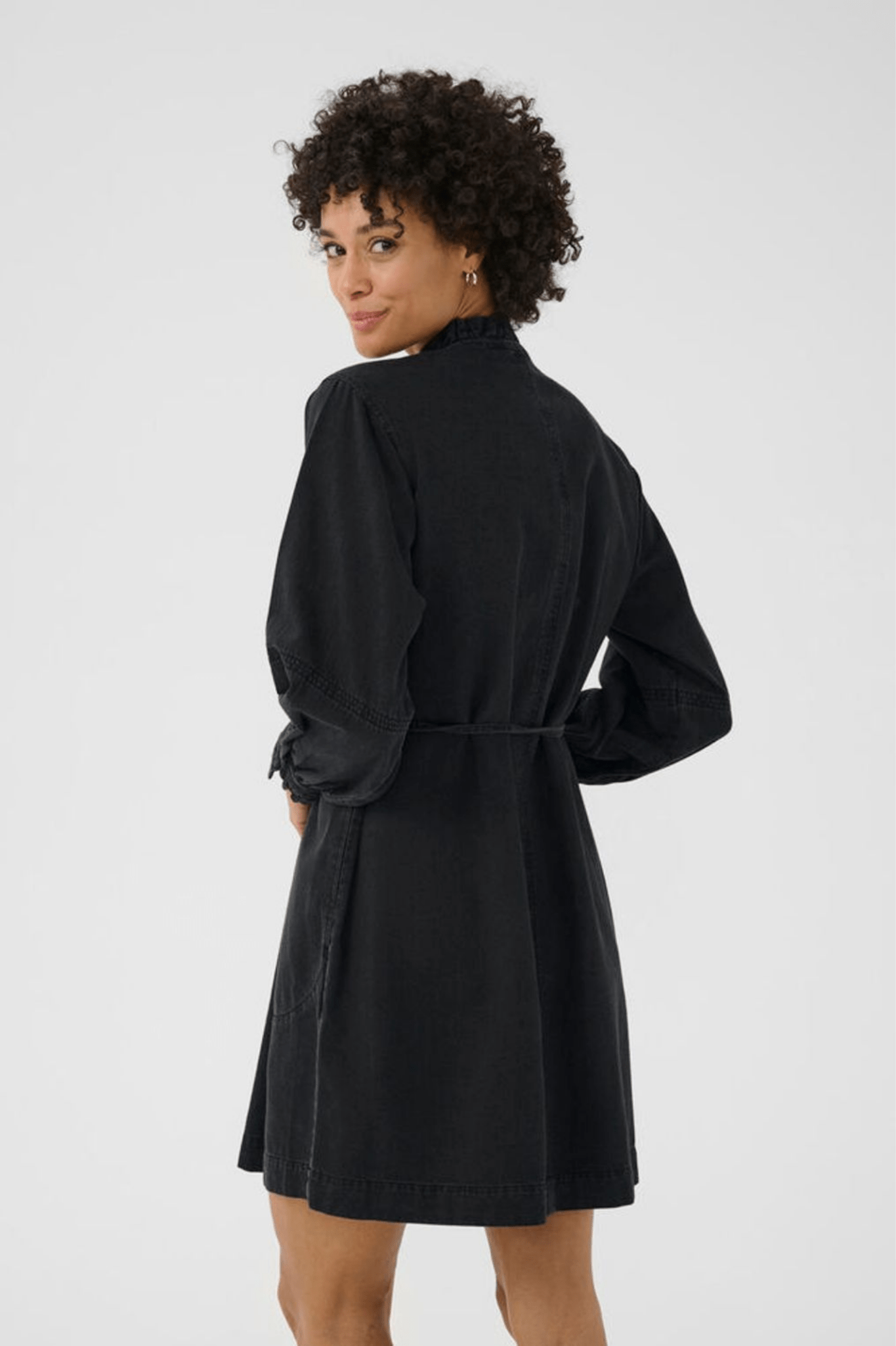 Part Two SarinePW washed black denim cotton dress with shirt collar and long sleeves – Dotique

