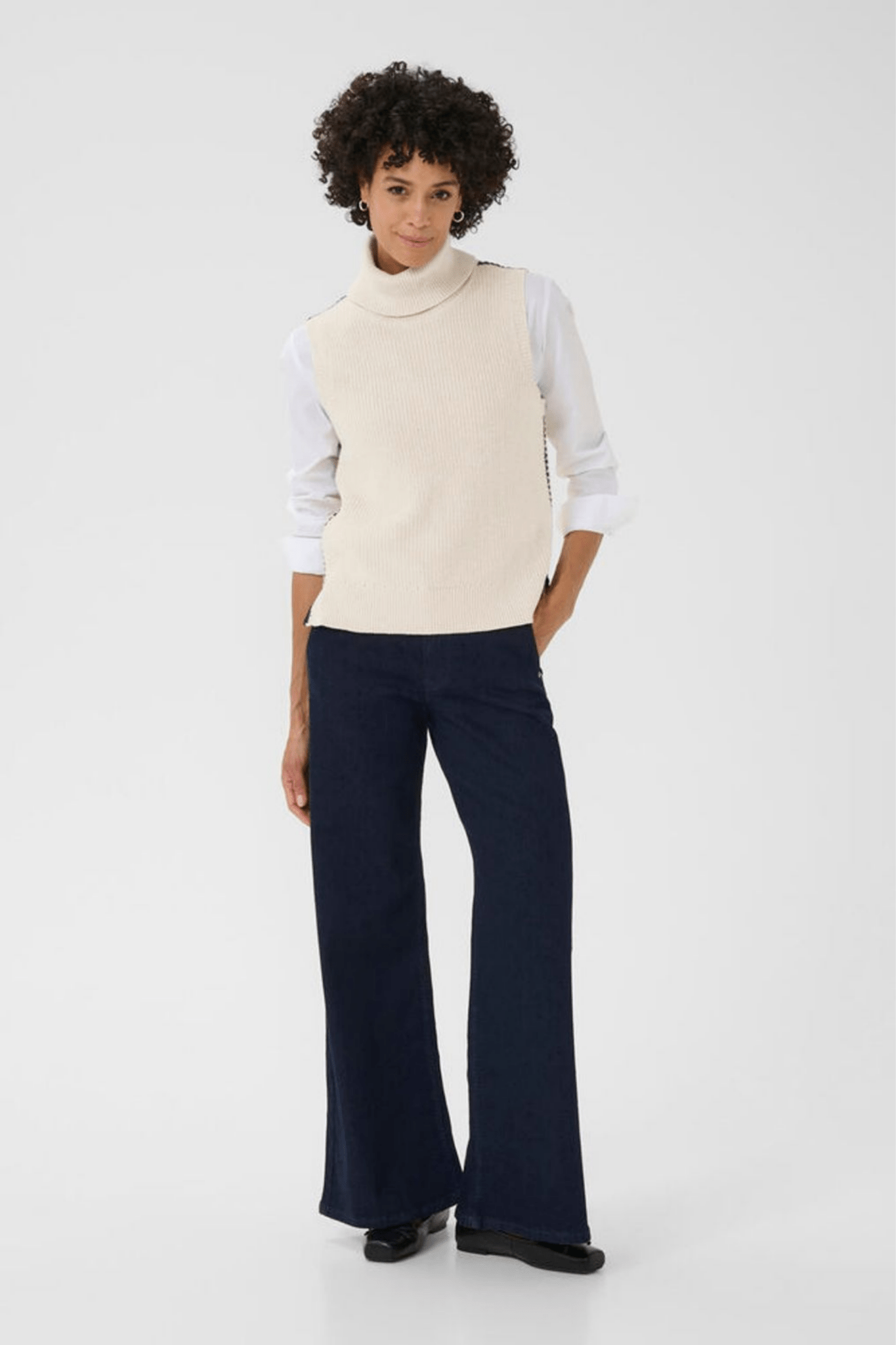 Part Two SellaPW cotton waistcoat in whitecap gray with dark navy stitch detail, available at Dotique

