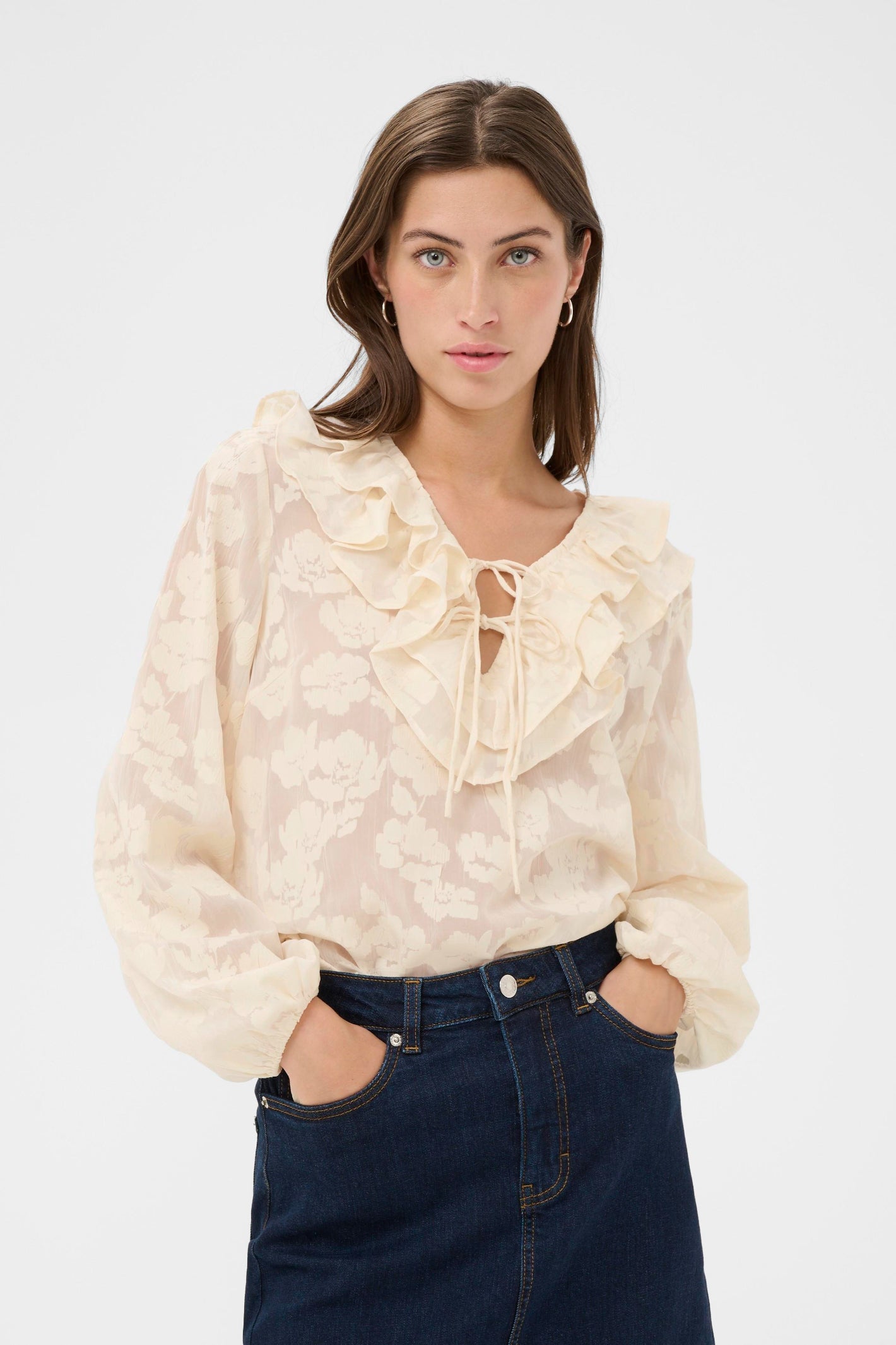 Part Two 30310285 ZairaPW Whisper White Blurred Flower Blouse with ruffle collar worn by model Shop Part Two at Dotique