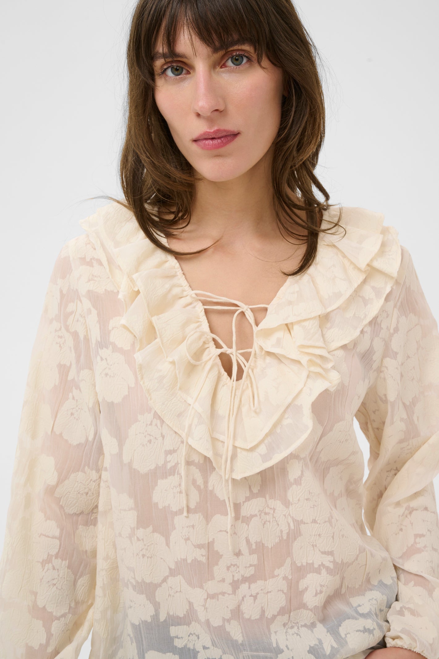Part Two 30310285 ZairaPW Whisper White Blurred Flower Blouse with ruffled neckline worn by model Shop Part Two at Dotique