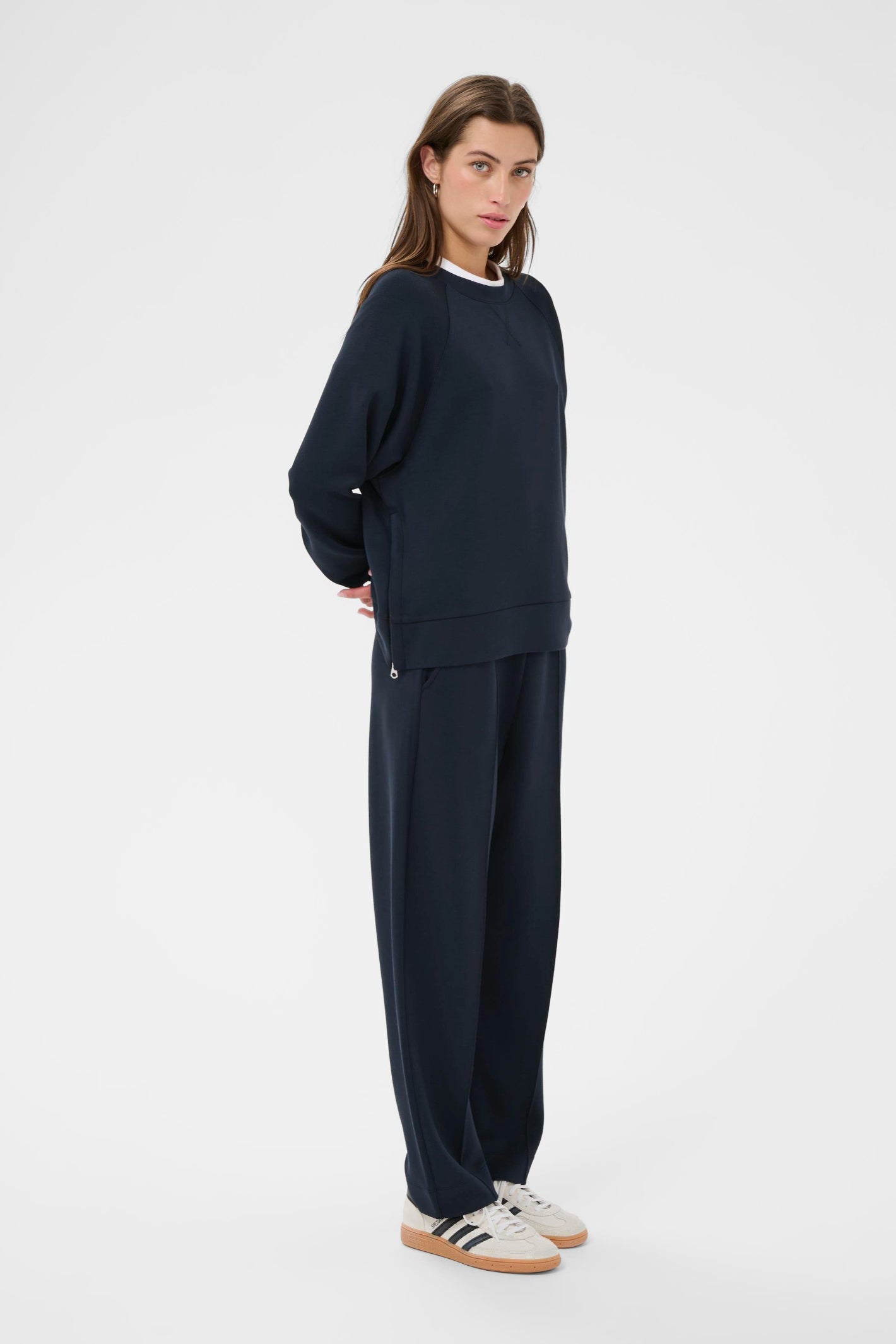 Part Two 30310294 ZenaPW Dark Navy Trousers styled with sweatshirt by Part Two Shop Part Two at Dotique