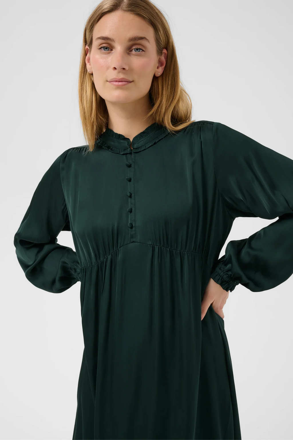Woman wearing Part Two CaroulinePW Dress Green Gables 30310858 by Part Two, Shop Part Two at Dotique.