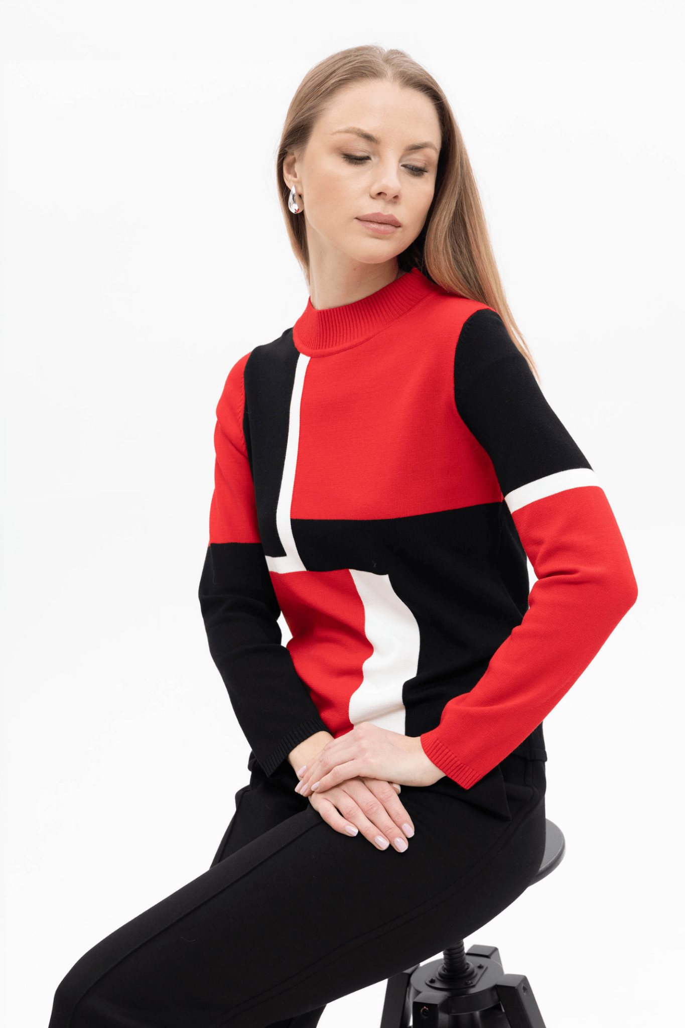  Passioni 18230 Red, Black, and White Block Jumper. Featuring striking colour block panels with a mock neck and comfortable fit. 