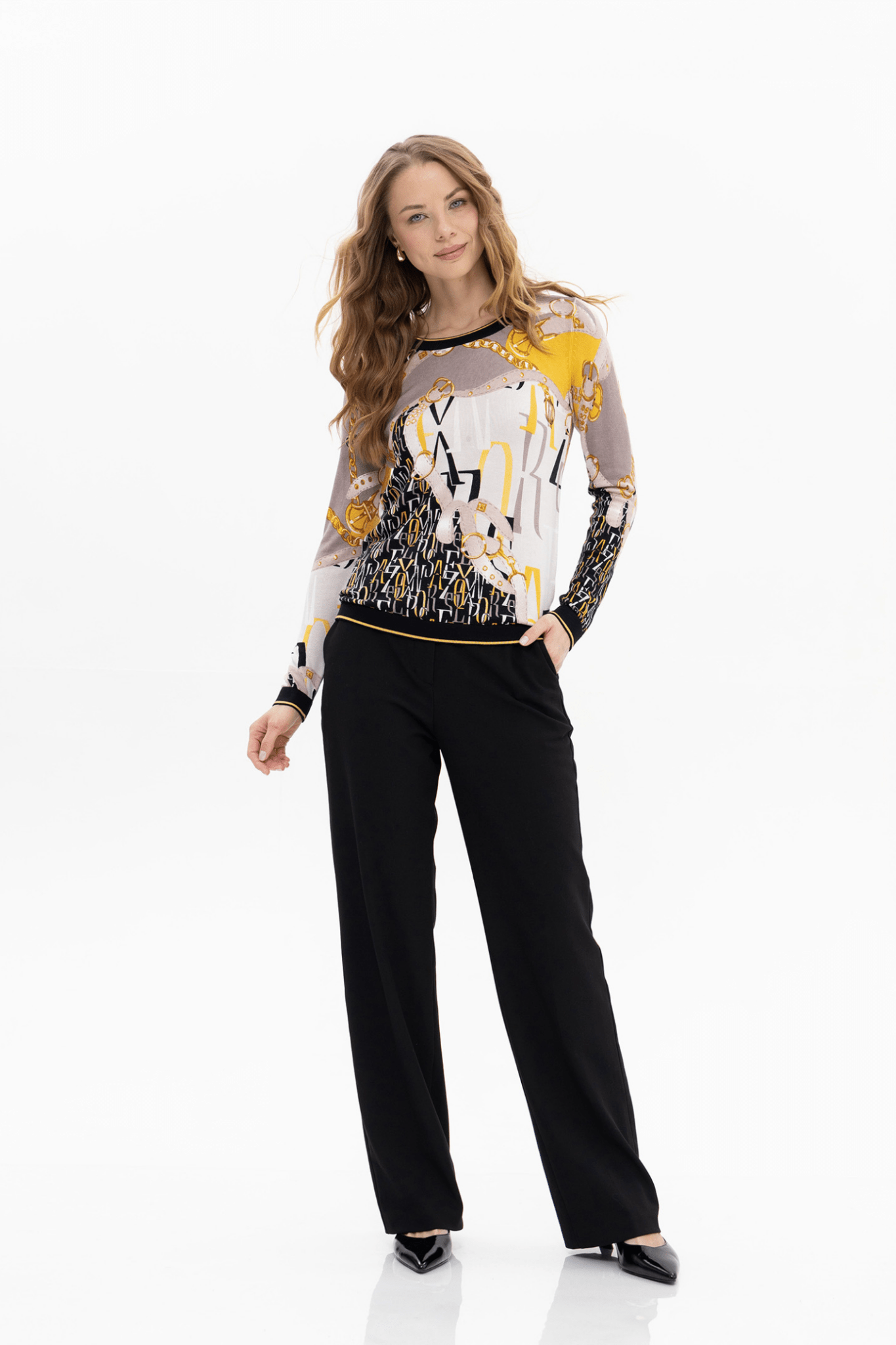 Passioni 18274 jumper. Featuring a striking yellow mixed chain and logo print, this round neck knit is crafted from a soft and breathable blend of 80% viscose and 20% polyamide,