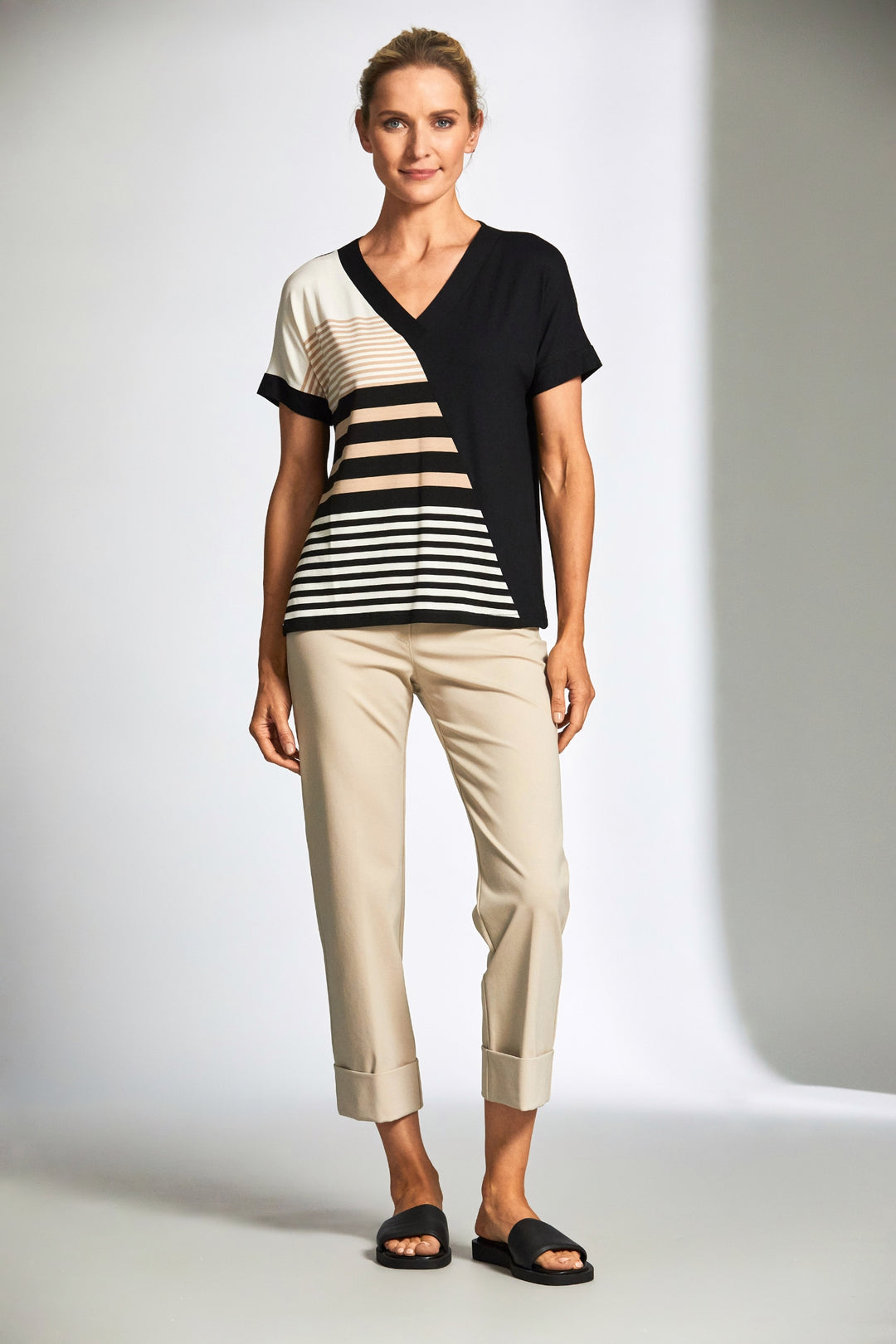 peruzzi-s25199-side-stripe-t-shirt-Dotique-