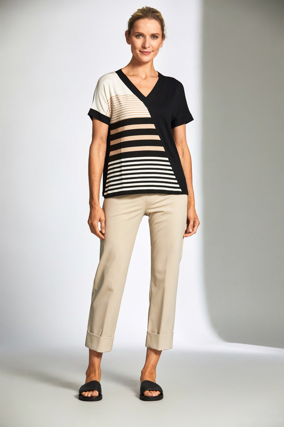 peruzzi-s25199-side-stripe-t-shirt-Dotique-