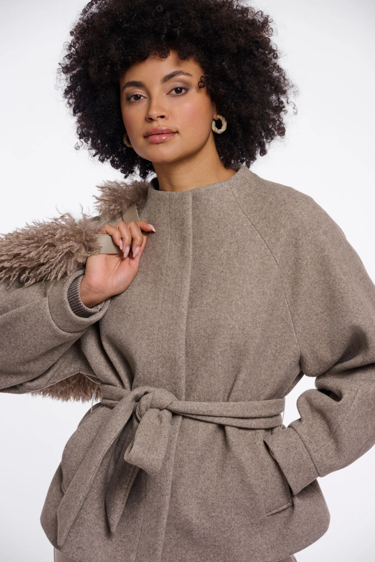 Shop the Rino & Pelle Cornelia Jacket in Toffee Melange at Dotique. A soft lightweight jacket with a belted waist, button front and side pockets.
