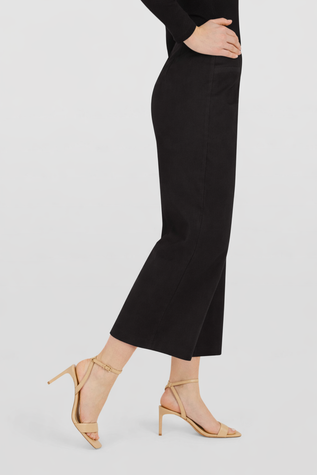 Robell 51539-5499-90 Efi 09 Pull-On Trousers Black 65cm by Robell modeled with beige heels Shop Robell at Dotique