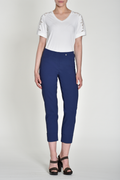 Robell Bella 09 trousers in stretch bengaline with a flattering pull-on fit. Smart, comfortable and easy to wear. Shop now at Dotique.