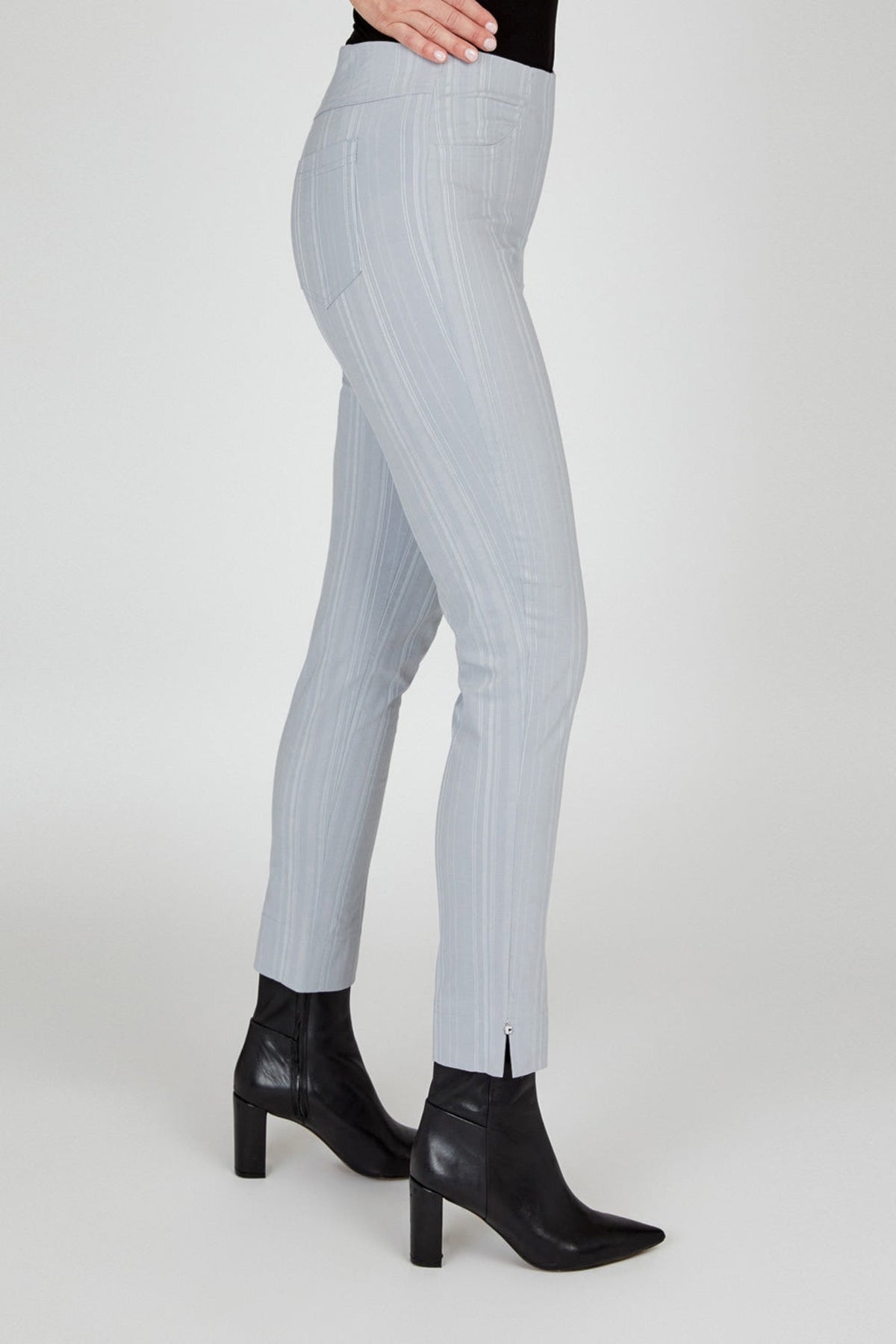 Robell Bella 09 Seersucker 68cm Trousers Pearl Grey 52642-54554 — Shop Robell at Dotique