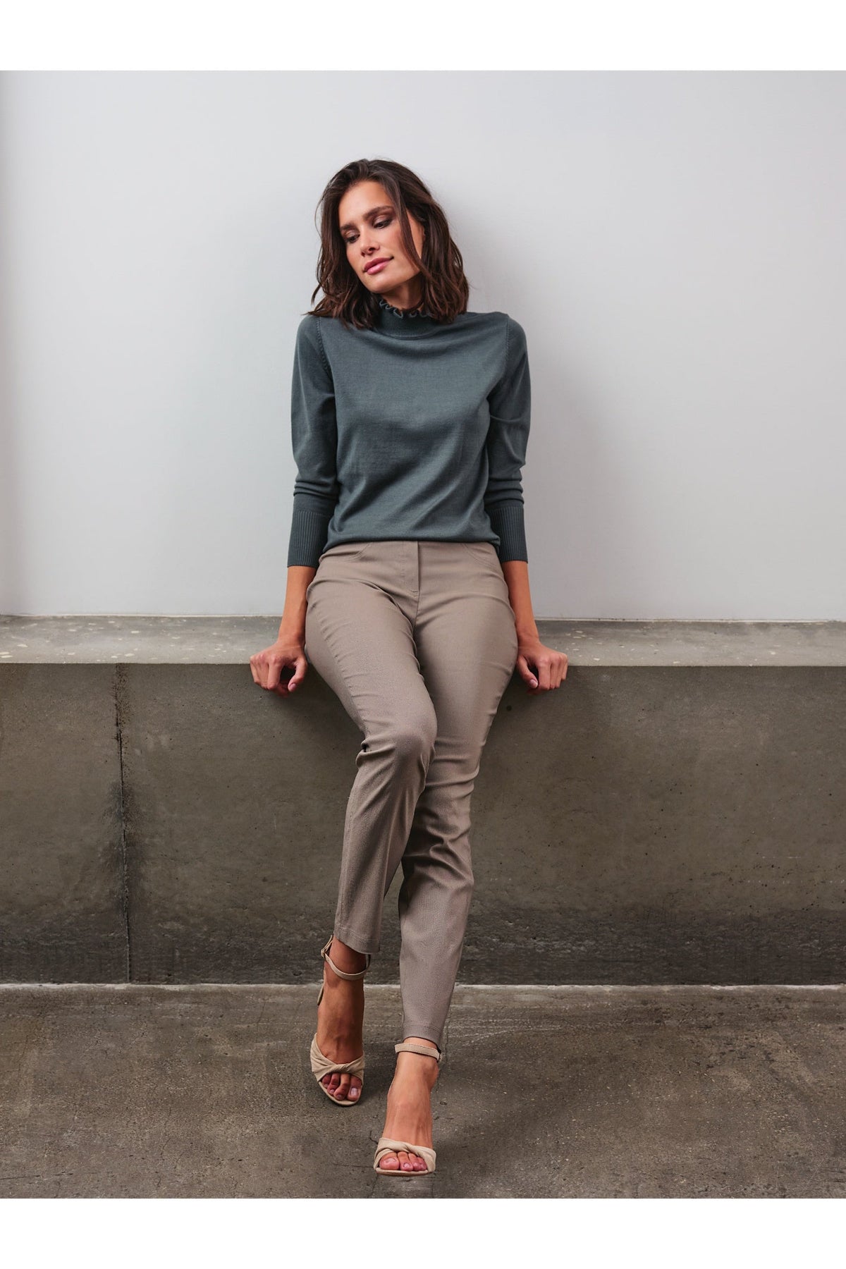 Robell Bella K Petite Trousers Taupe (73cm) — Shop Robell at Dotique