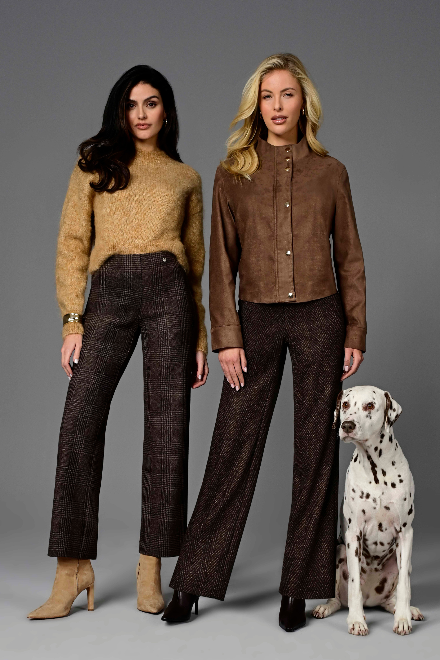 Robell Efi 78cm wide leg checked trousers in dark brown with pull-on waistband and stretch fabric.