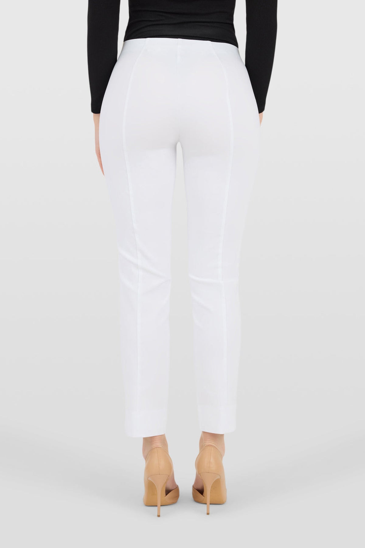 Robell Marie K petite trousers in White, 73cm, 51412-5499-10 – back view. Shop Robell at Dotique