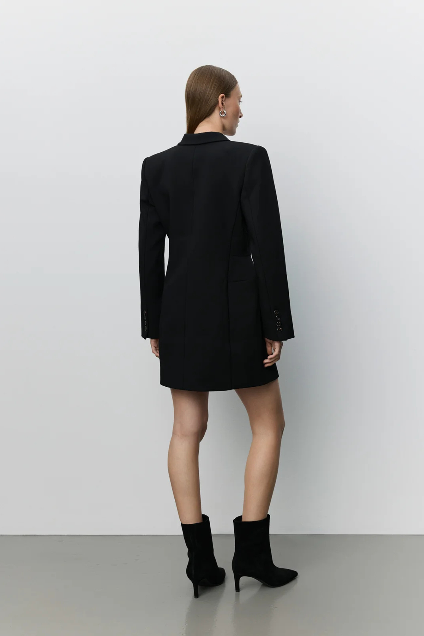 Sofie Schnoor black fitted blazer dress with double-breasted design – Dotique