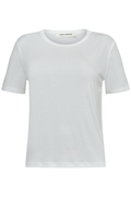 The Sofie Schnoor SNOS414 Nataliasw T-Shirt in white is a clean, versatile staple designed to slot effortlessly into your everyday wardrobe. Sofie Schnoor at Dotique.