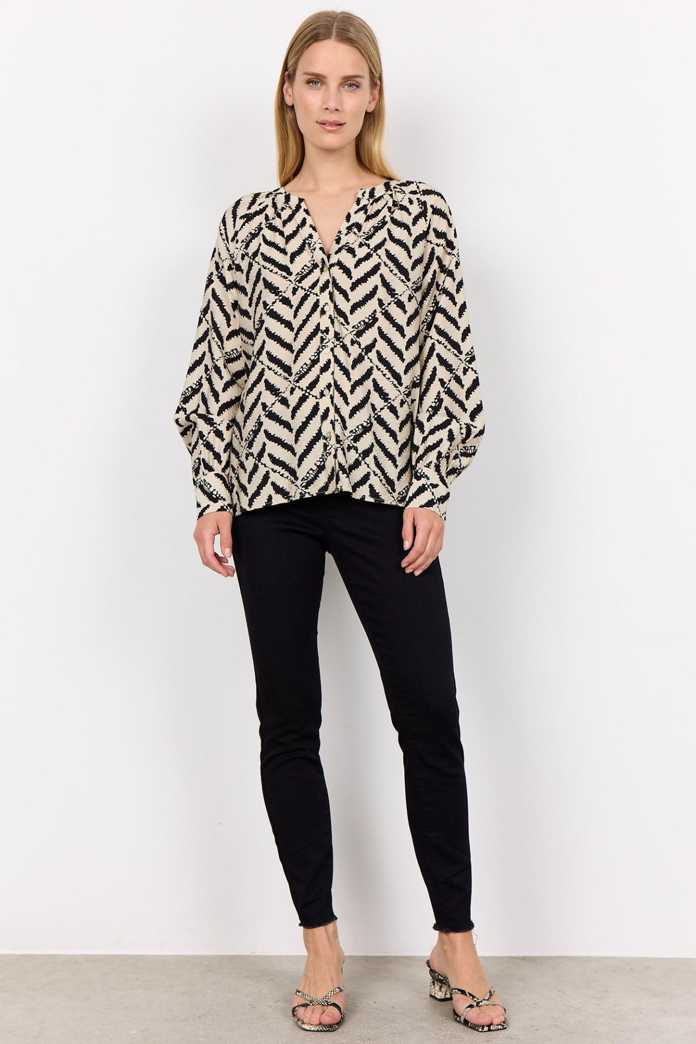 Soya Concept 40824-20 9999-8B SC-Inarose 1 Shirt Black Combi - Dotique