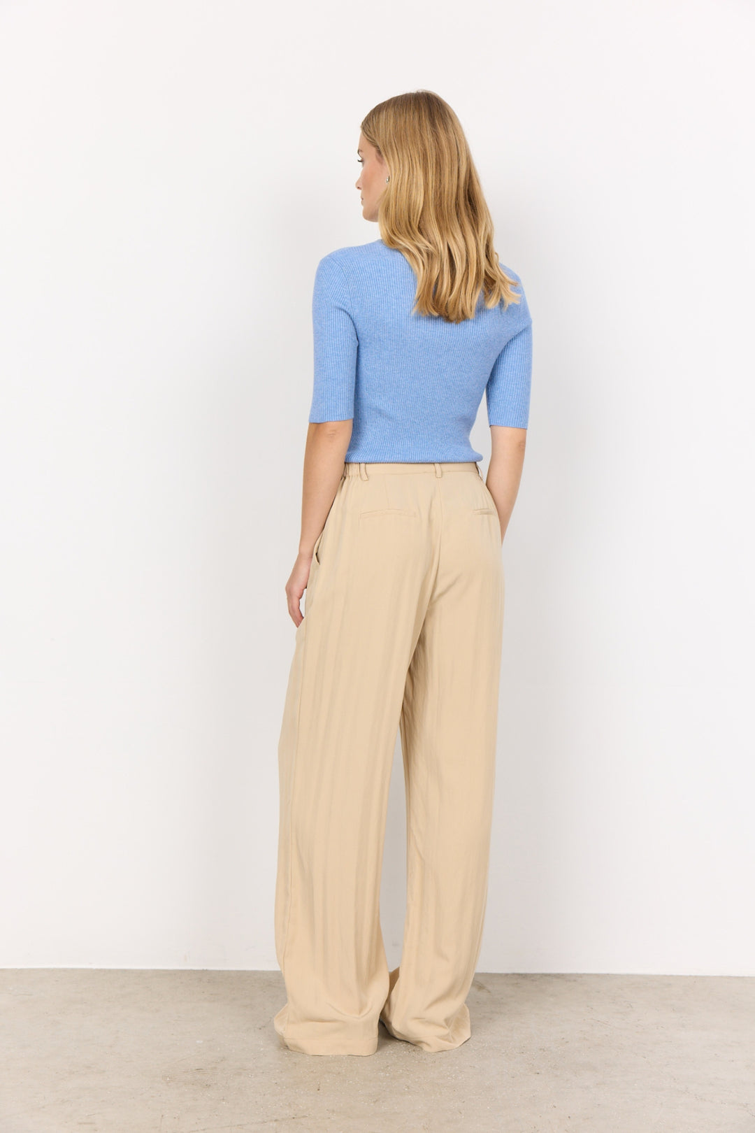 soya-concept-41020-20-8008-sc-paige-2-trousers-in-sand-Dotique-