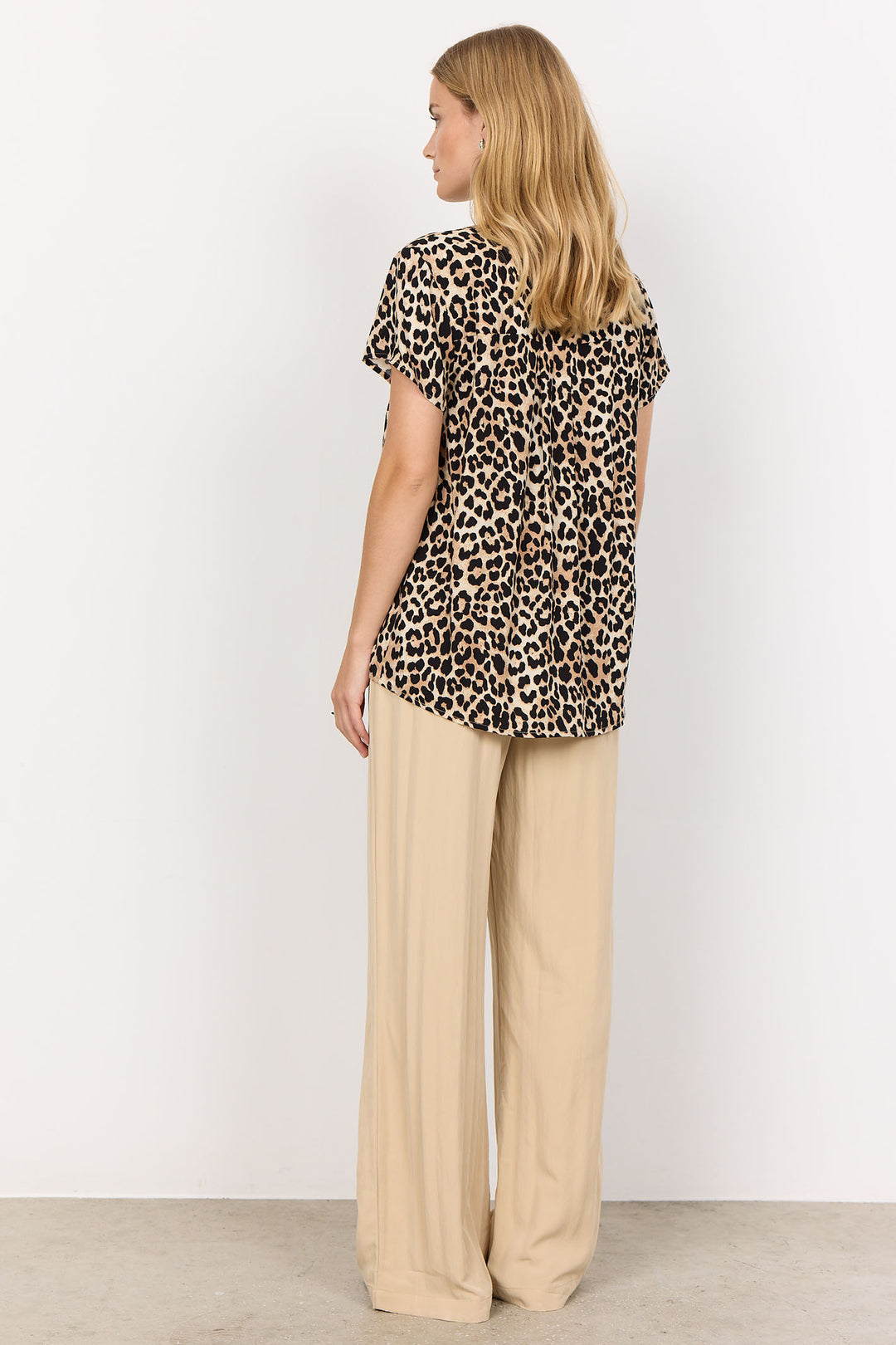 Soya Concept SC-Pietta 41095-20 V-Neck T-Shirt Beige Leopard Print - Dotique