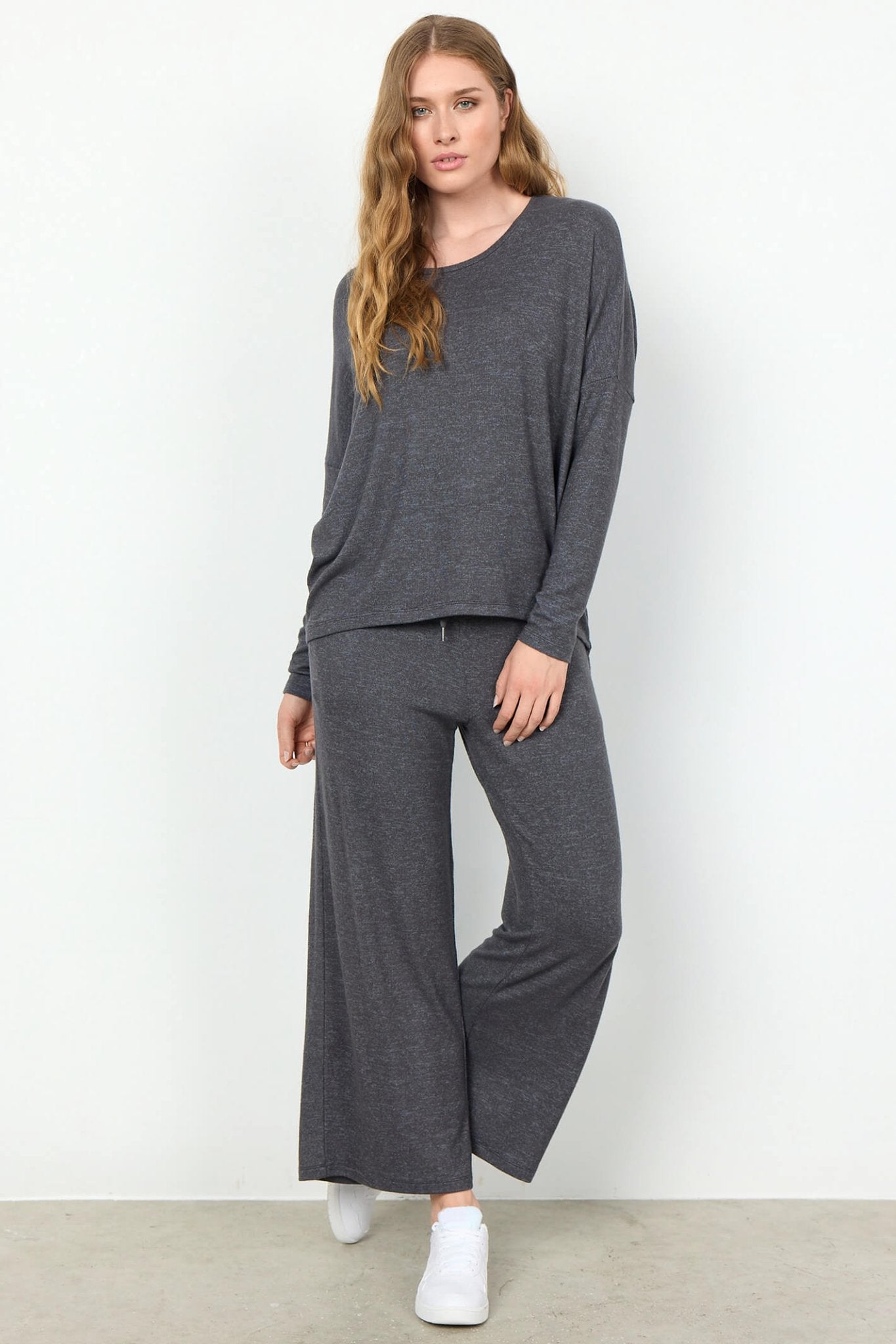 Soyaconcept SC-Biara 1 24788-20 Col 99780 Dark Grey Soft Round Neck Jumper - Dotique