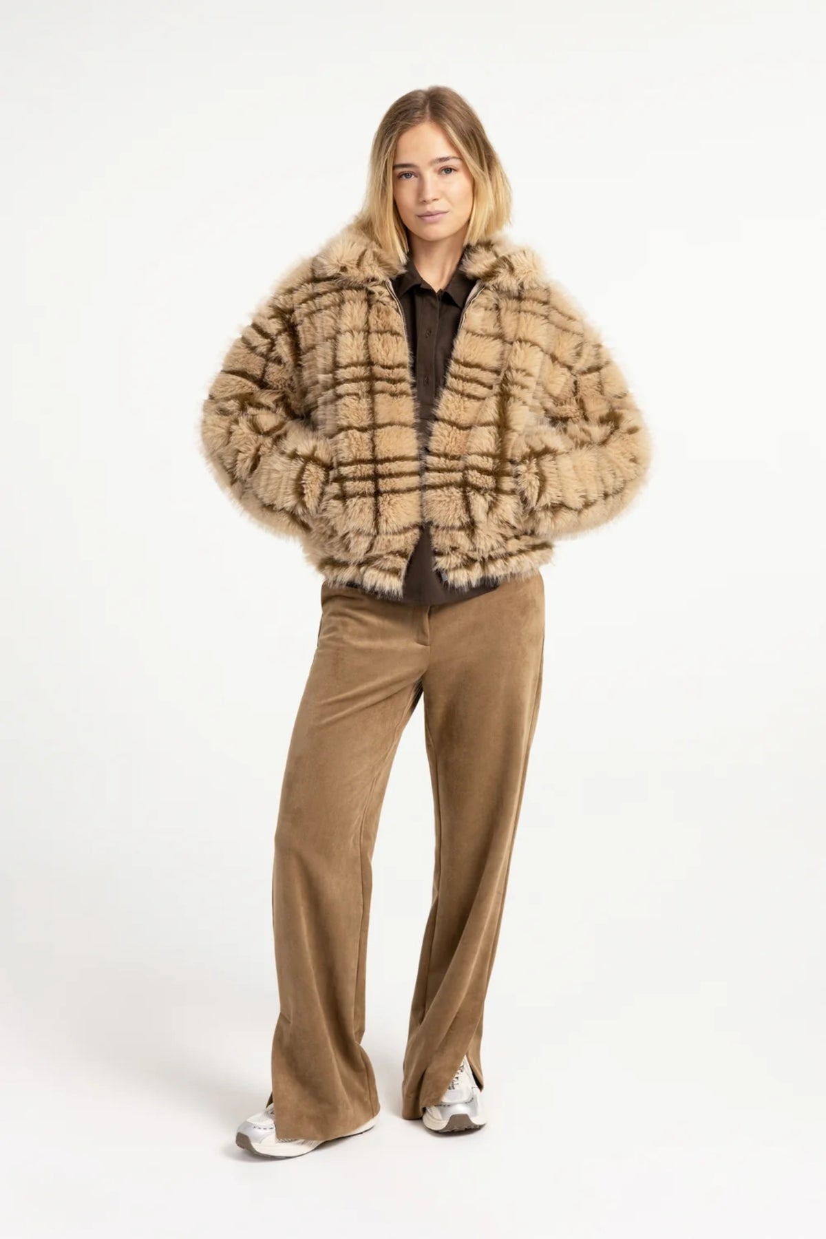 YAYA Suedine Wide Leg Trousers - Otter Brown 01-309283-609