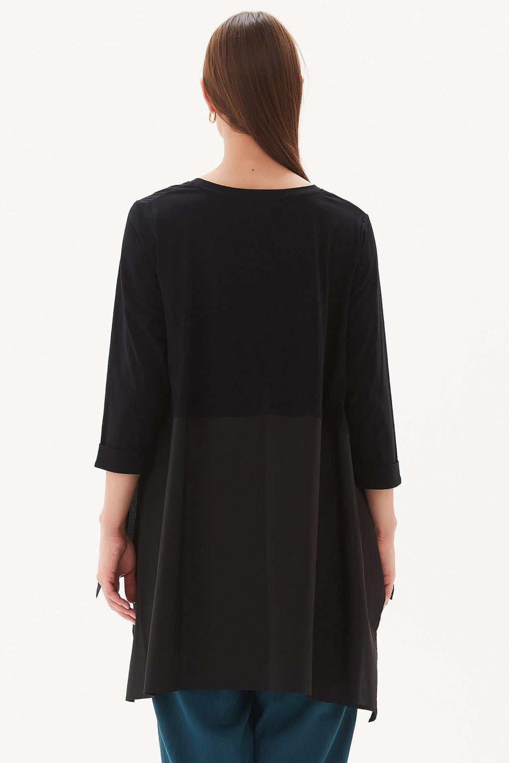 Tirelli 23A3108 Ava Black Relaxed Fit Round Neck Top - Dotique