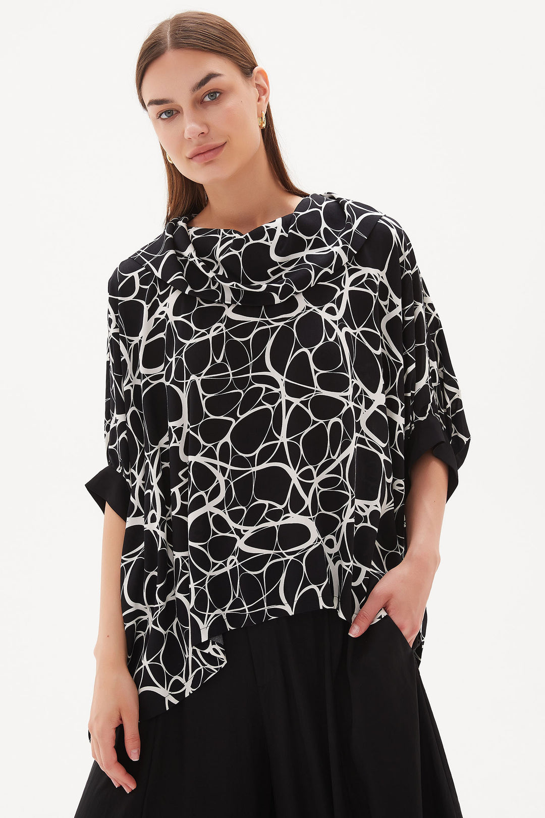 Tirelli 3221 Cowl Neck Contrast Top Black White Shapes - Dotique