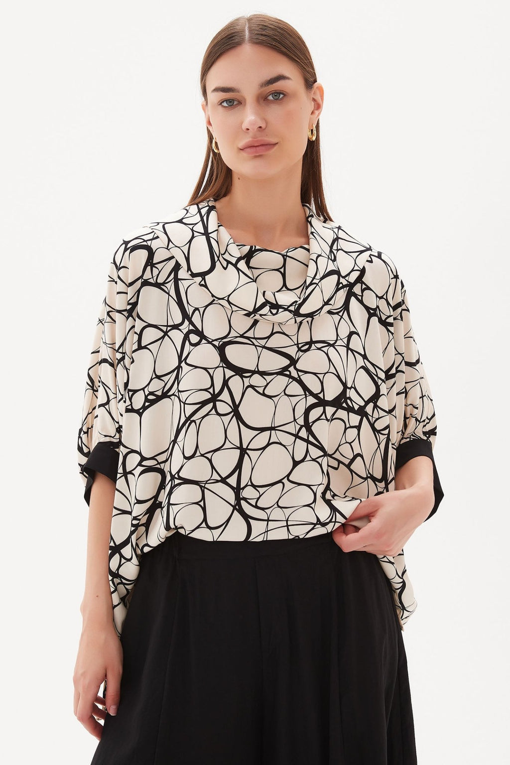 Tirelli 3221 Cowl Neck Contrast Top Cream Black Shapes - Dotique